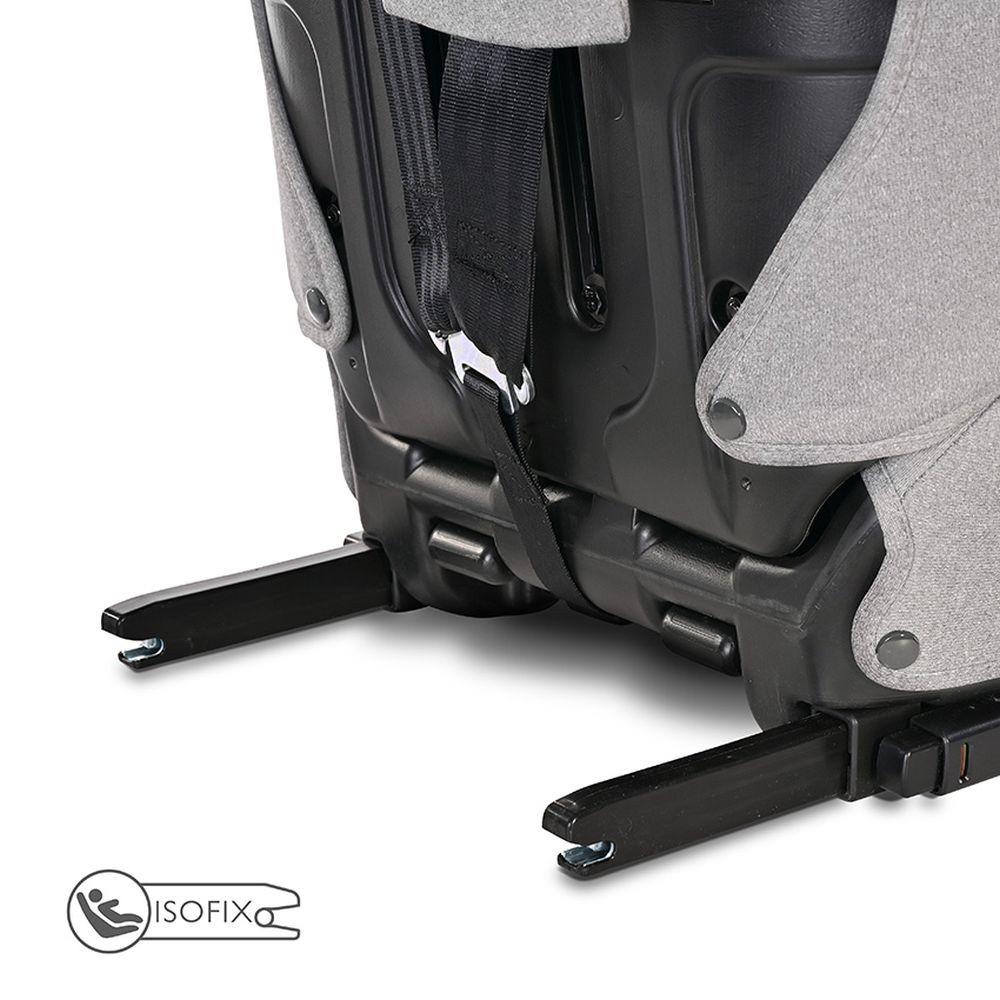 ISOFIX-Autositzbasis. Schwarze Basis mit Anschlüssen. Die Basis ist mit dem Sitz verbunden.