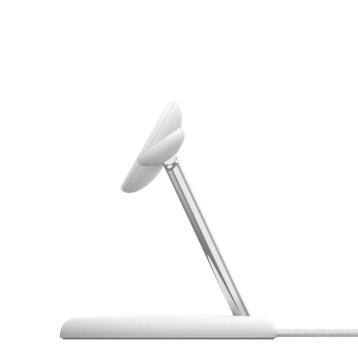 Supporto di ricarica bianco per telefono e orologio. Sfondo bianco.