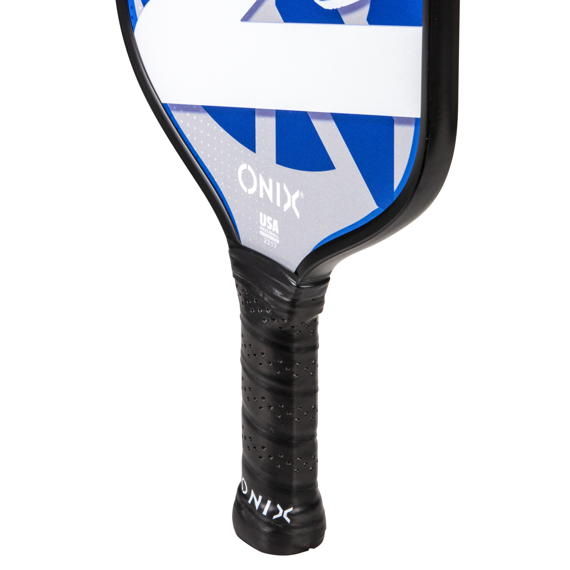 Nahaufnahme eines schwarzen und weißen ONIX Pickleball-Schlägergriffs mit dem ONIX-Logo.