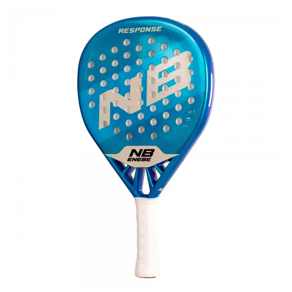Raqueta de pádel azul con logo blanco y agujeros.
