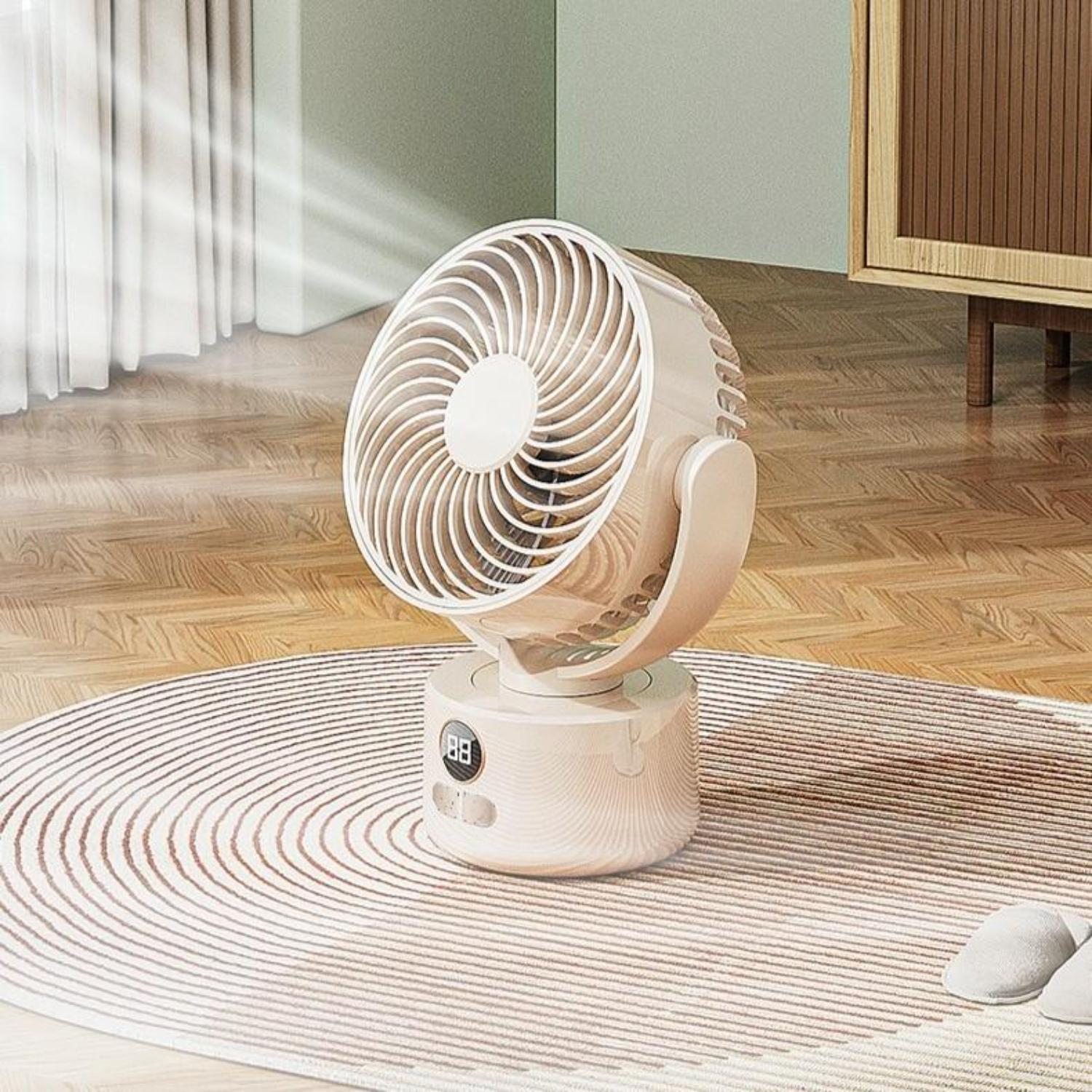 Ein beiger Schreibtischventilator auf einem Teppich, mit Digitalanzeige und abgerundetem Design.