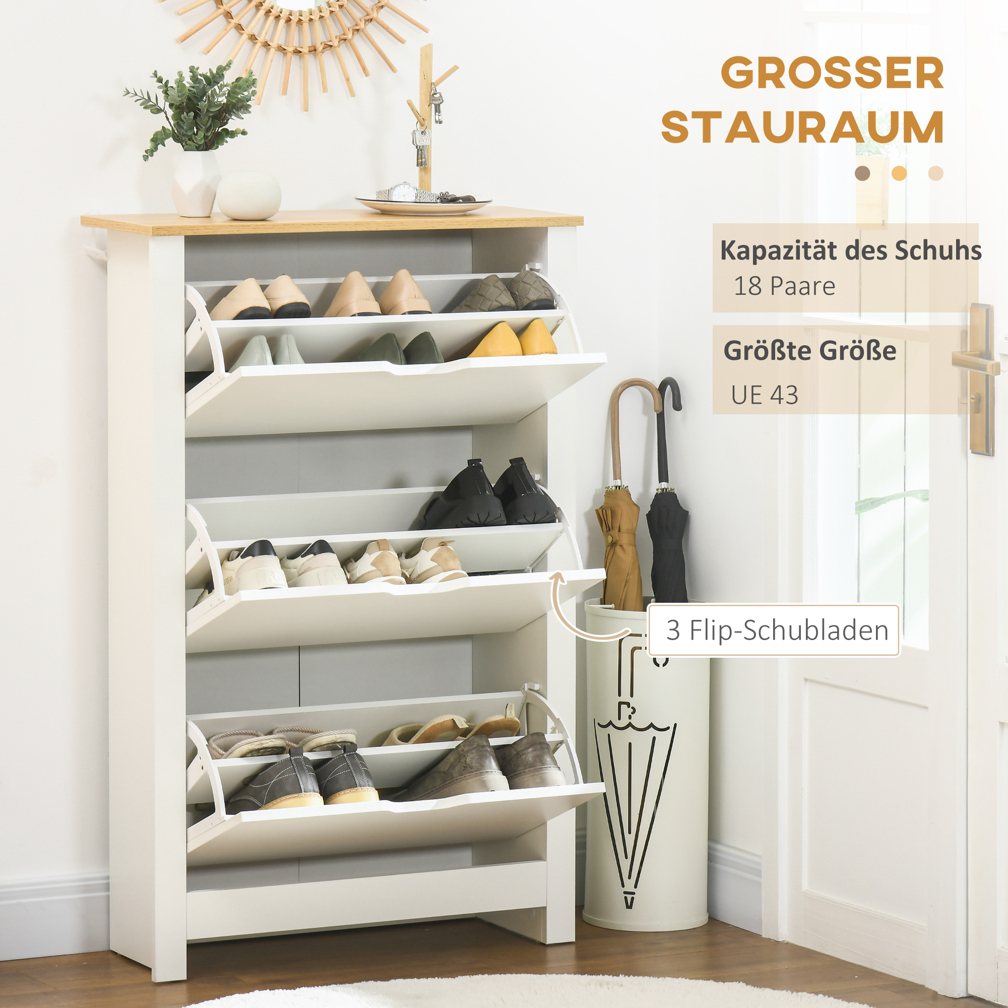 Weißer Schuhschrank mit drei Klappfächern, offen, um Schuhe zu zeigen.