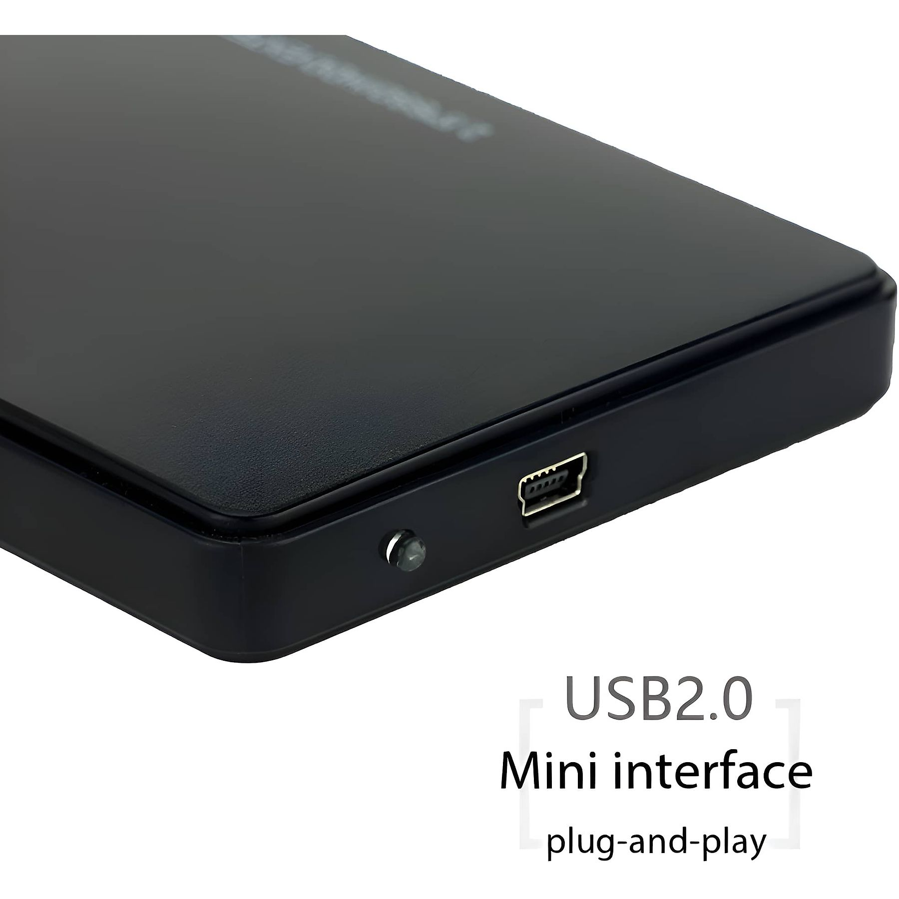 Eine schwarze externe Festplatte mit USB-Anschluss und einer Taste wird im Nahaufnahme gezeigt.