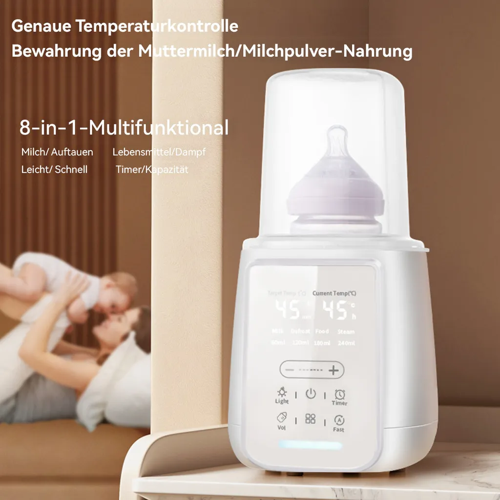 Ein Babyflaschenwärmer mit einer Flasche. Zeigt Temperaturanzeige und Bedienelemente. Baby und Eltern im Hintergrund.