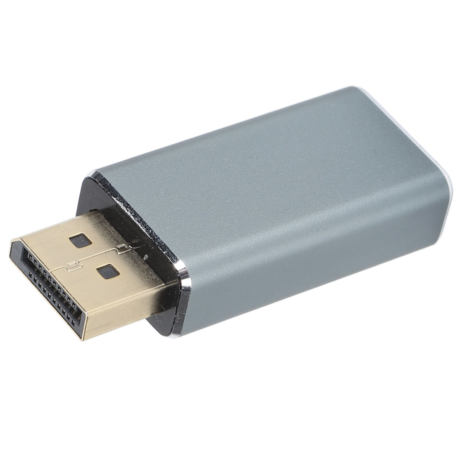 Ein silbergrauer DisplayPort-zu-HDMI-Adapter mit einem DisplayPort-Anschluss und einem goldenen HDMI-Anschluss.