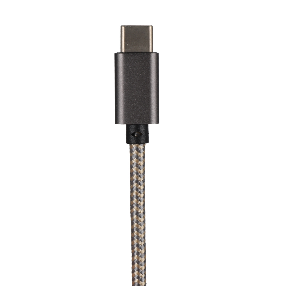 Nahaufnahme eines USB-C-Kabels mit einem dunkelgrauen Stecker und einem geflochtenen Kabel in Grau und Beige.