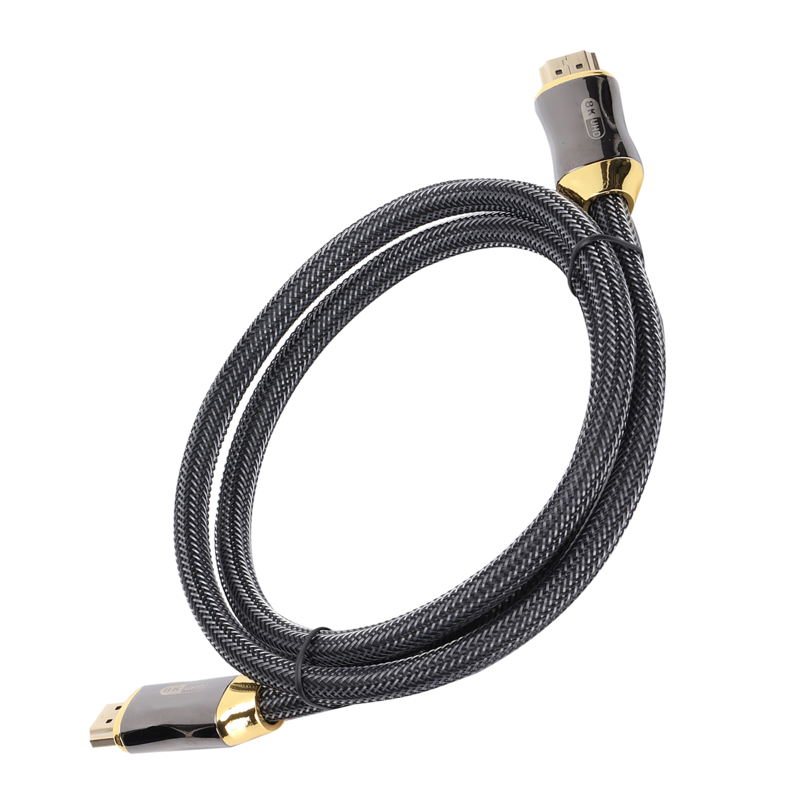 Ein schwarzes HDMI-Kabel mit goldenen Anschlüssen auf weißem Hintergrund, mit geflochtenem, dunkelgrauem Kabeldesign.