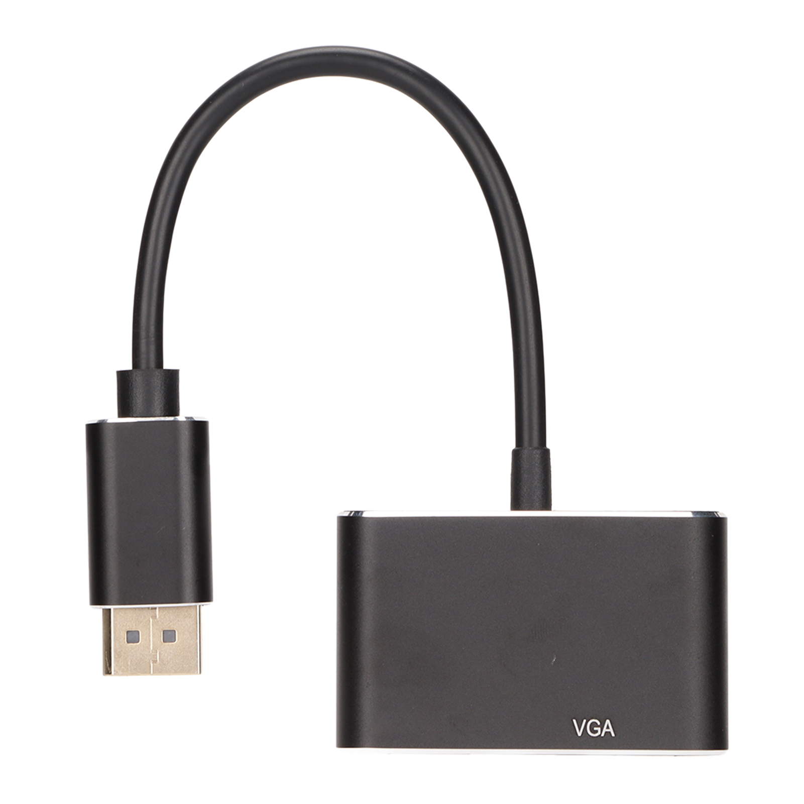 Schwarzer VGA-Adapter mit USB-Anschluss, auf weißem Hintergrund. Der Adapter ist angeschlossen.