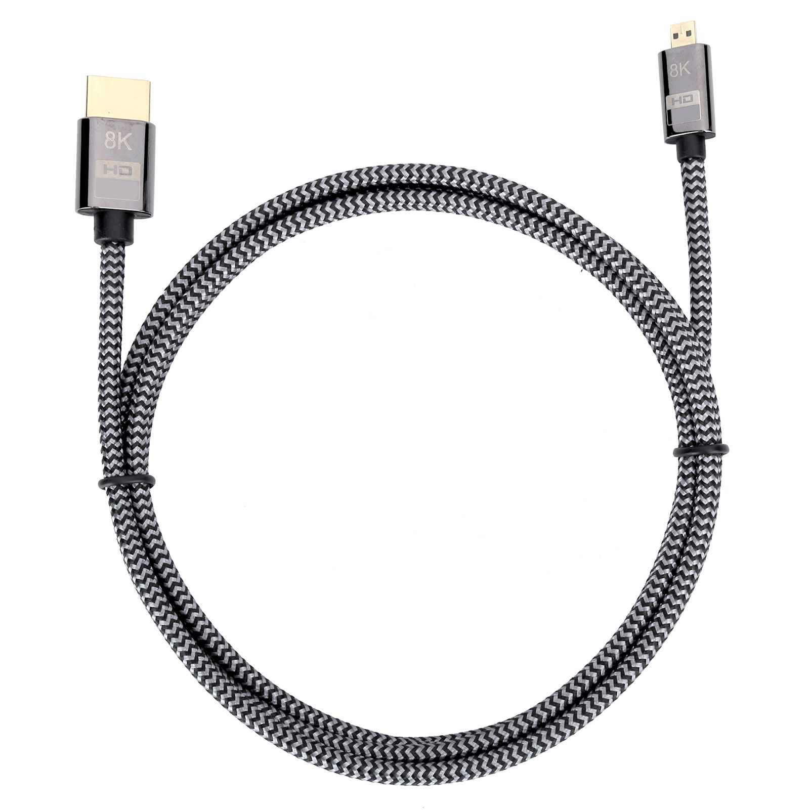 Schwarz-weißes HDMI-Kabel mit goldenen Steckern auf weißem Hintergrund.