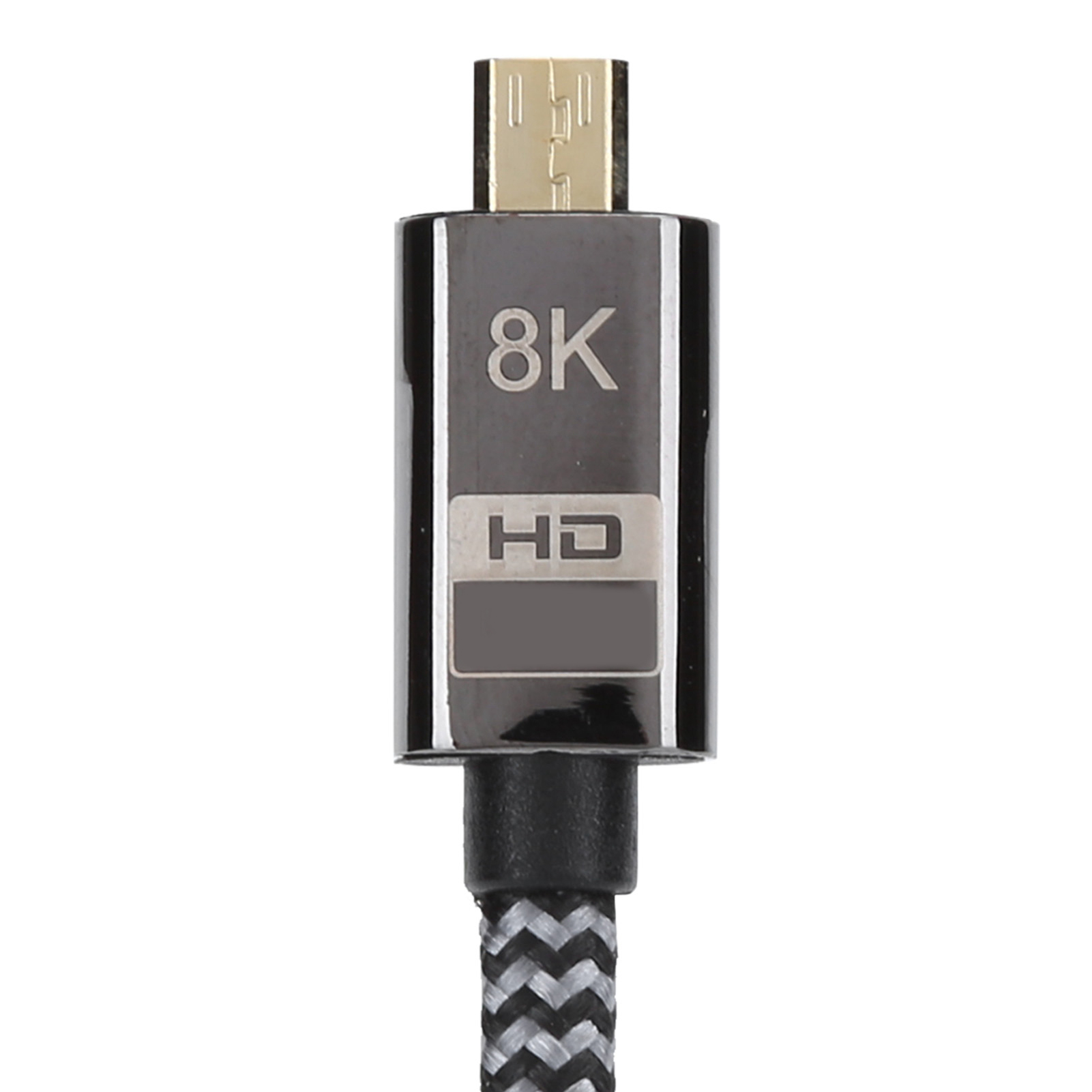 Nahaufnahme eines schwarzen HDMI-Steckers. Text auf dem Stecker lautet '8K HD'.