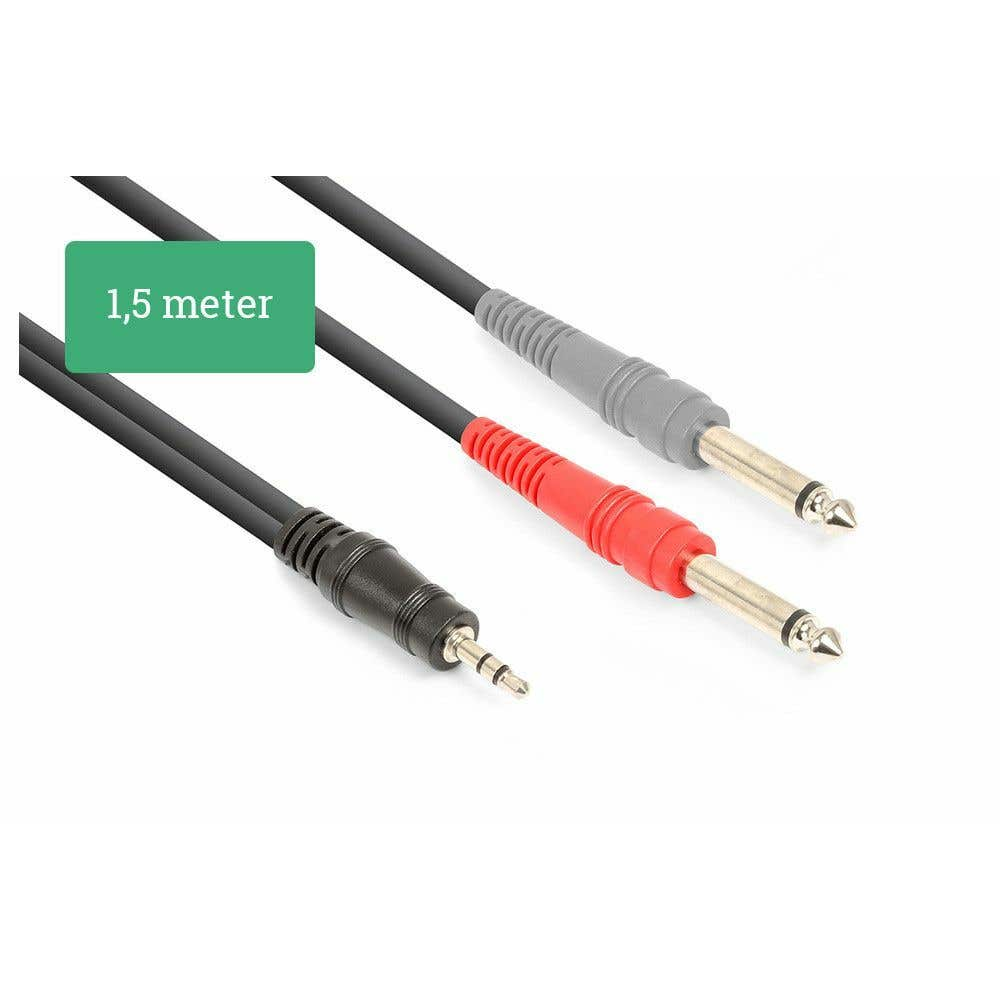 Tres cables de audio: XLR negro, jacks rojos y grises de 6,35 mm, etiquetados.