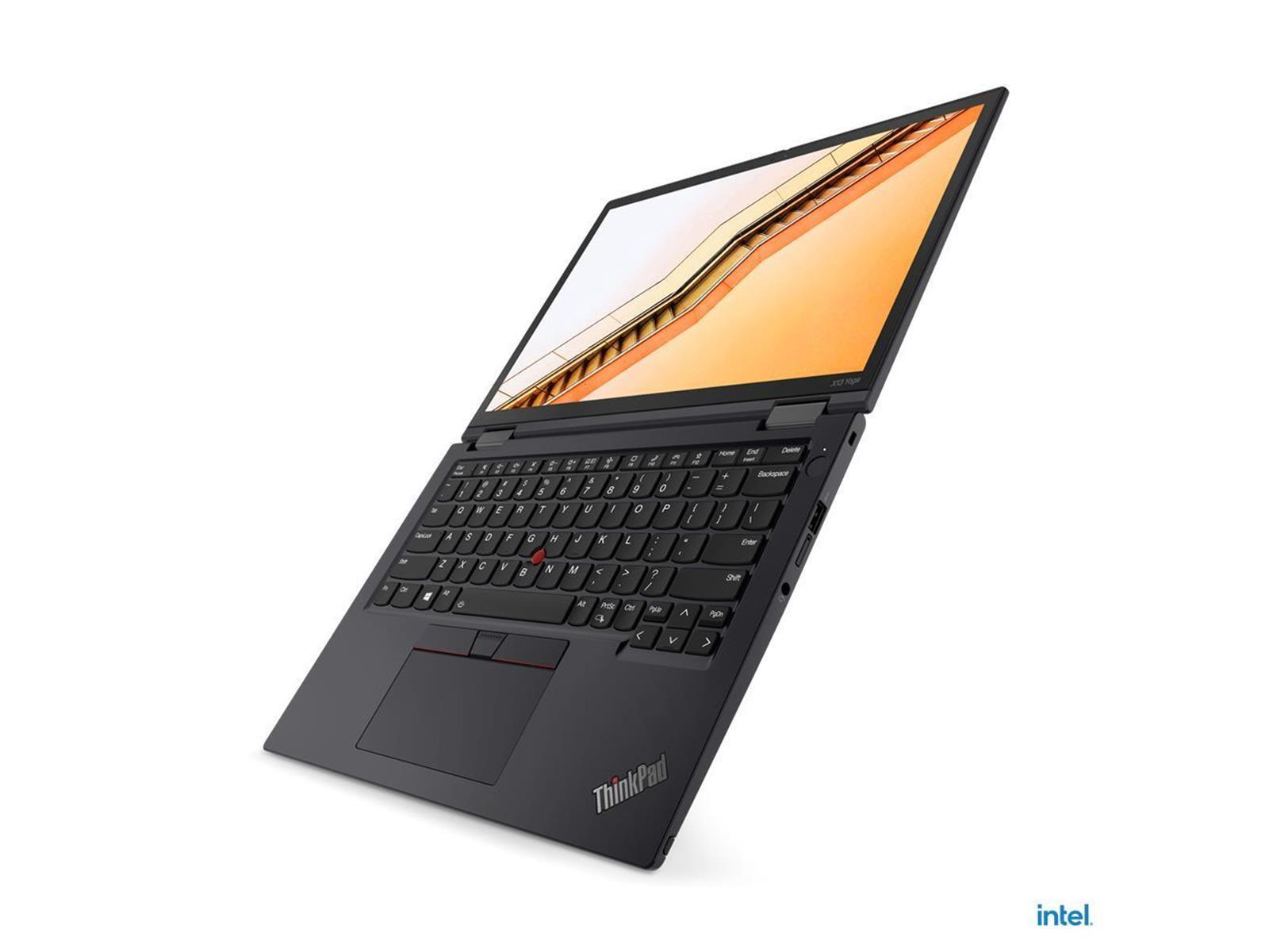 Ein schwarzer Laptop mit geöffnetem Bildschirm ist abgewinkelt und zeigt eine Webseite an. Das Intel-Logo befindet sich unten rechts.