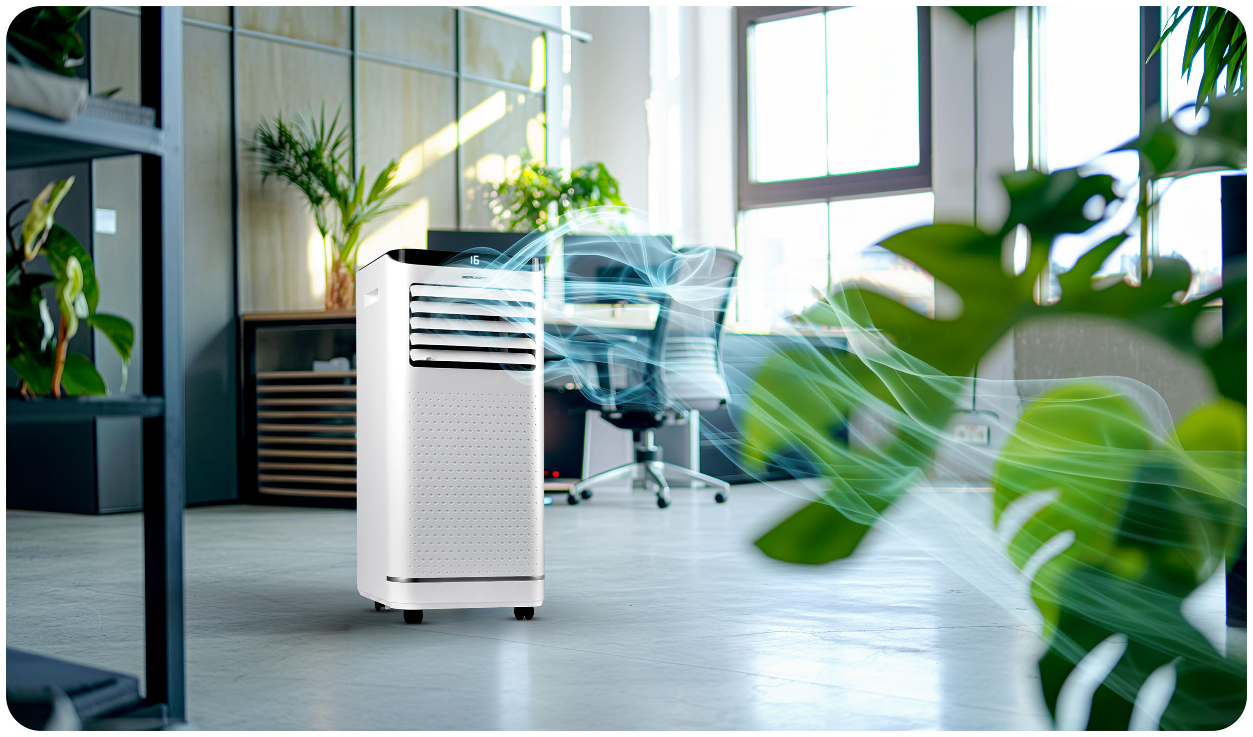 Chłodziarka powietrza w otoczeniu biurowym. Chłodziarka jest biała, a scena obejmuje rośliny, biurko i krzesło.