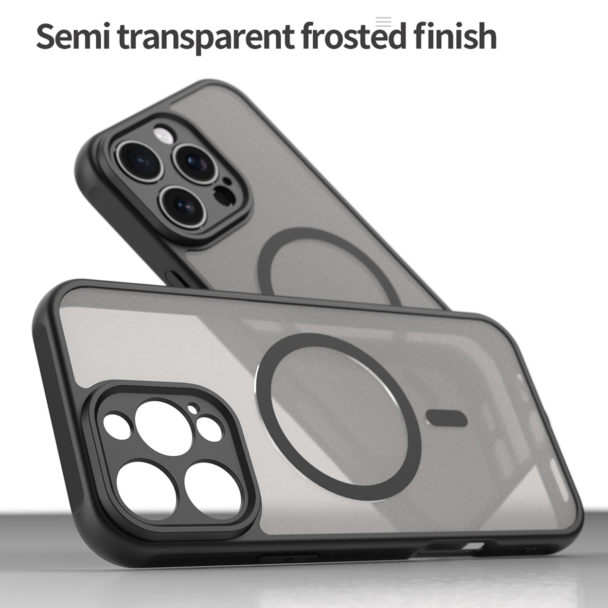 Deux coques de téléphone noires. Les deux ont une finition givrée semi-transparente.
