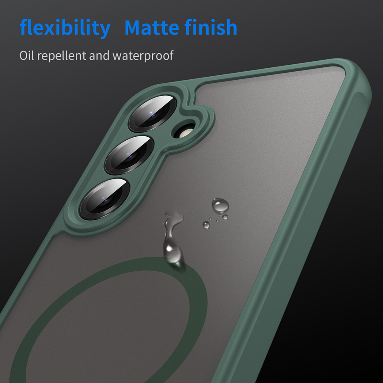 Een telefoonhoesje met een groen frame, een grijze achterkant en drie cameralenzen. Er zijn waterdruppels zichtbaar.