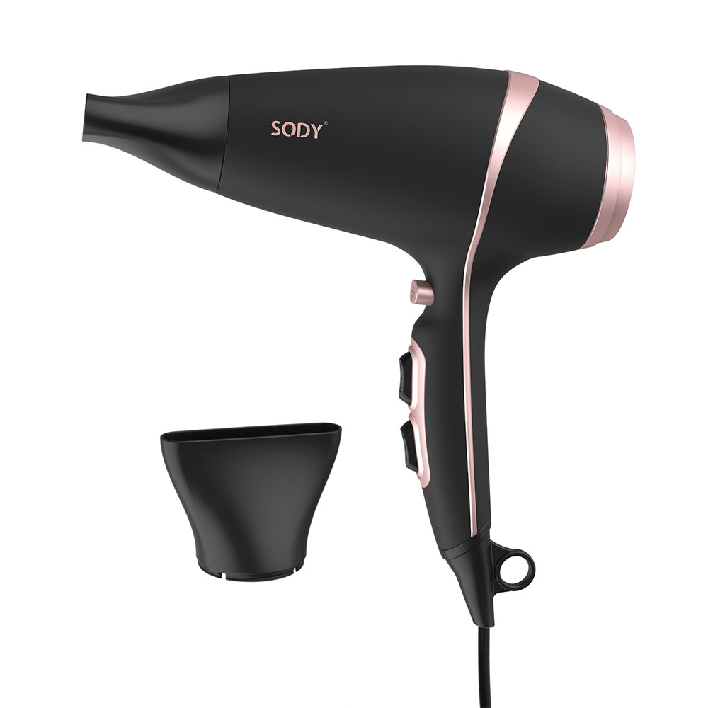 Asciugacapelli nero con dettagli oro rosa e un ugello.