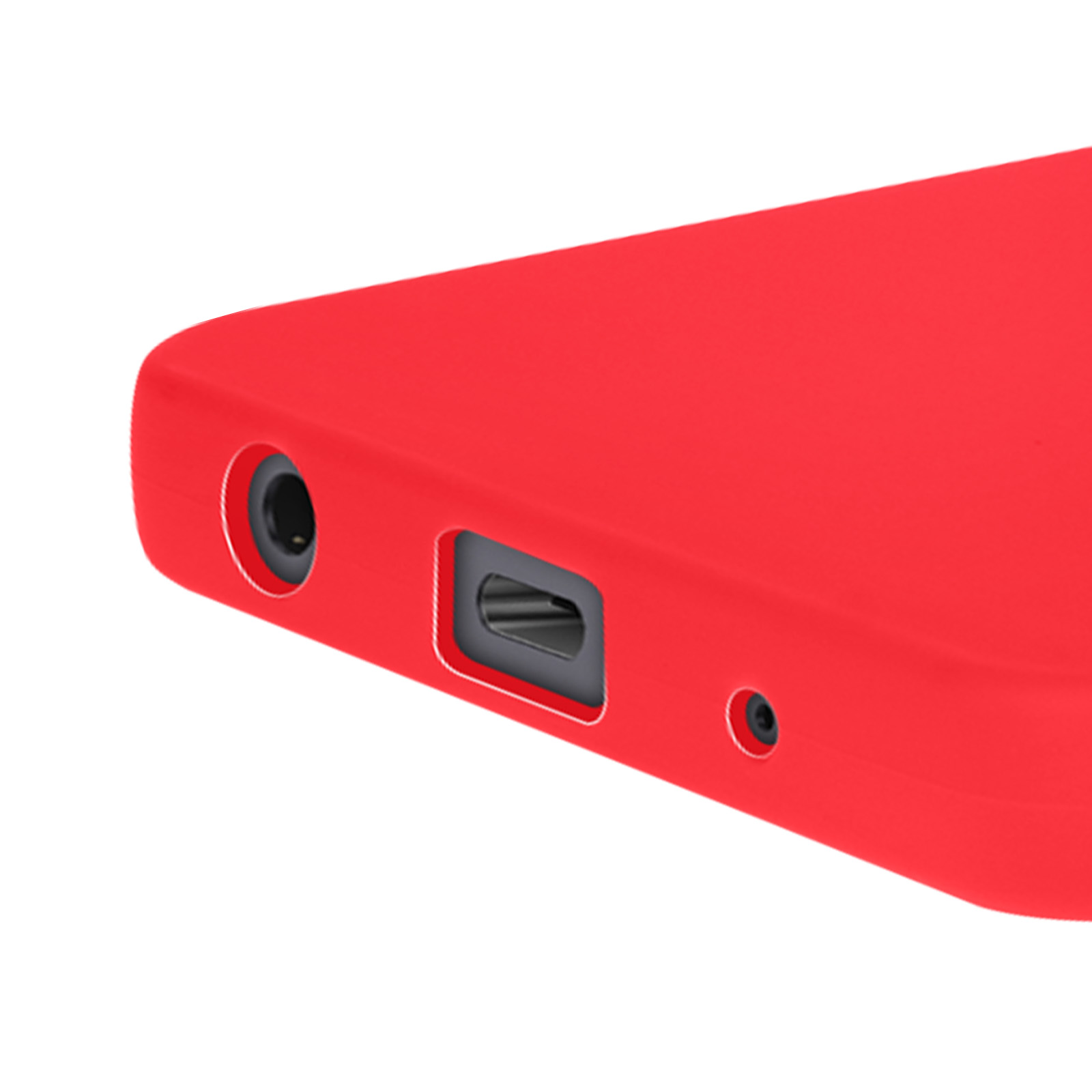 Primo piano di una custodia rossa per telefono con jack per cuffie, porta di ricarica e piccolo foro.