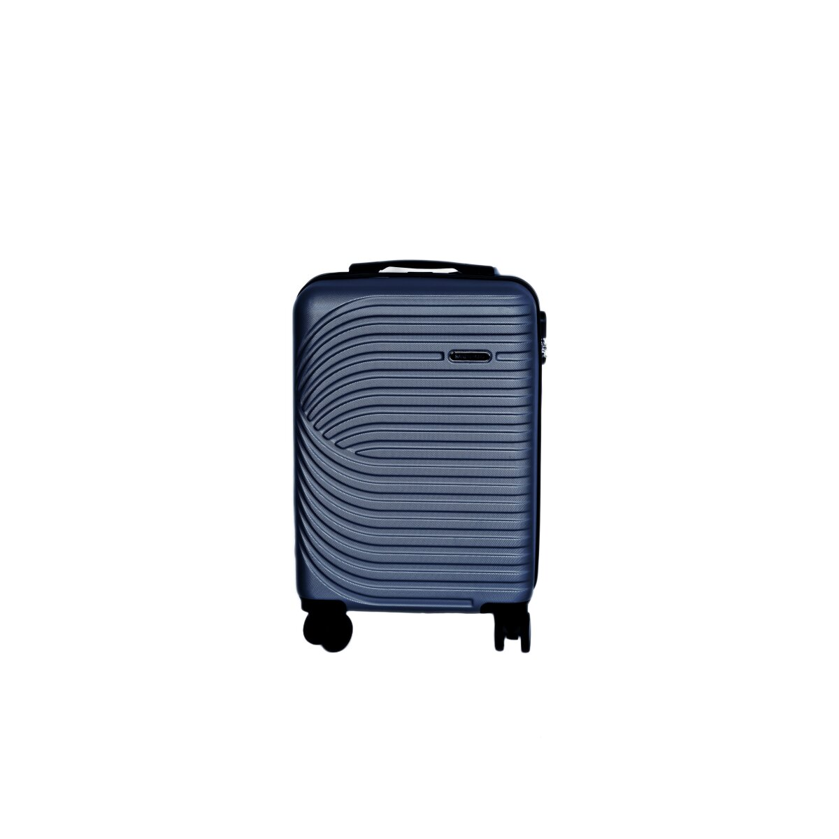 Blauer Koffer mit strukturiertem Design und Rädern. Griff oben. Weißer Hintergrund.