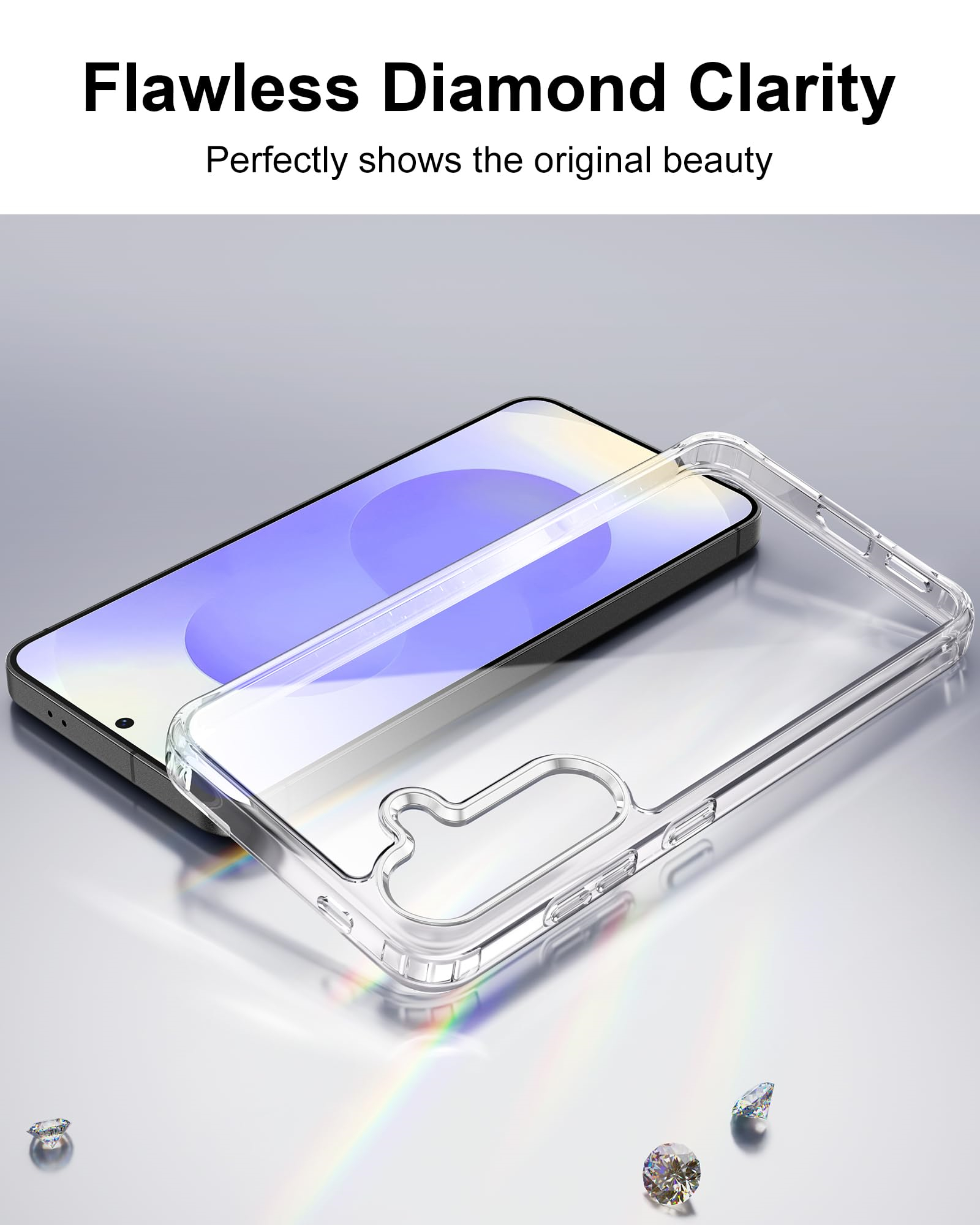 Eine transparente Handyhülle liegt auf einer reflektierenden Oberfläche mit Diamanten.