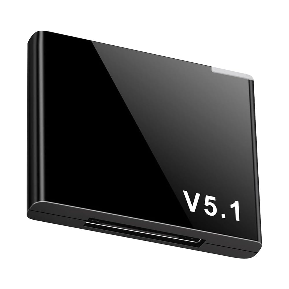 Bild eines schwarzen, rechteckigen Bluetooth-Adapters mit aufgedrucktem "V5.1" auf der Seite, schräg auf einem weißen Hintergrund.