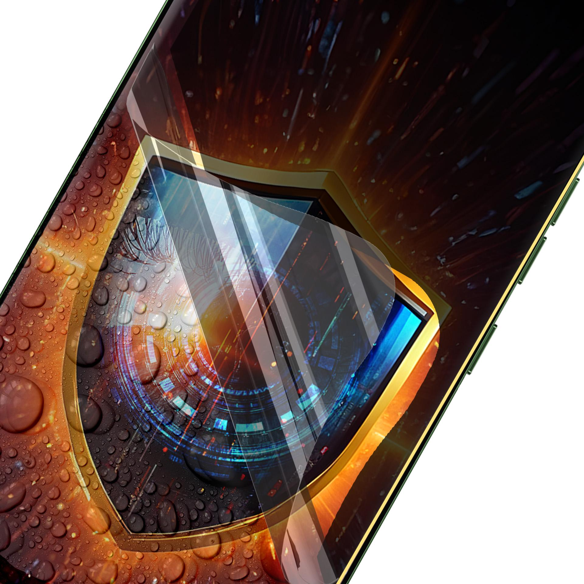 Primo piano di uno schermo di telefono con protezione. La protezione ha un design a scudo ed è installata.