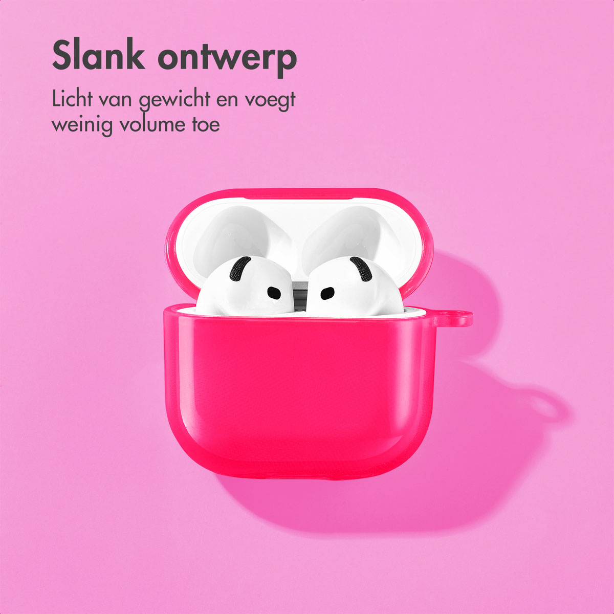AirPods in a pink case on a pink background. Text in Dutch is shown.