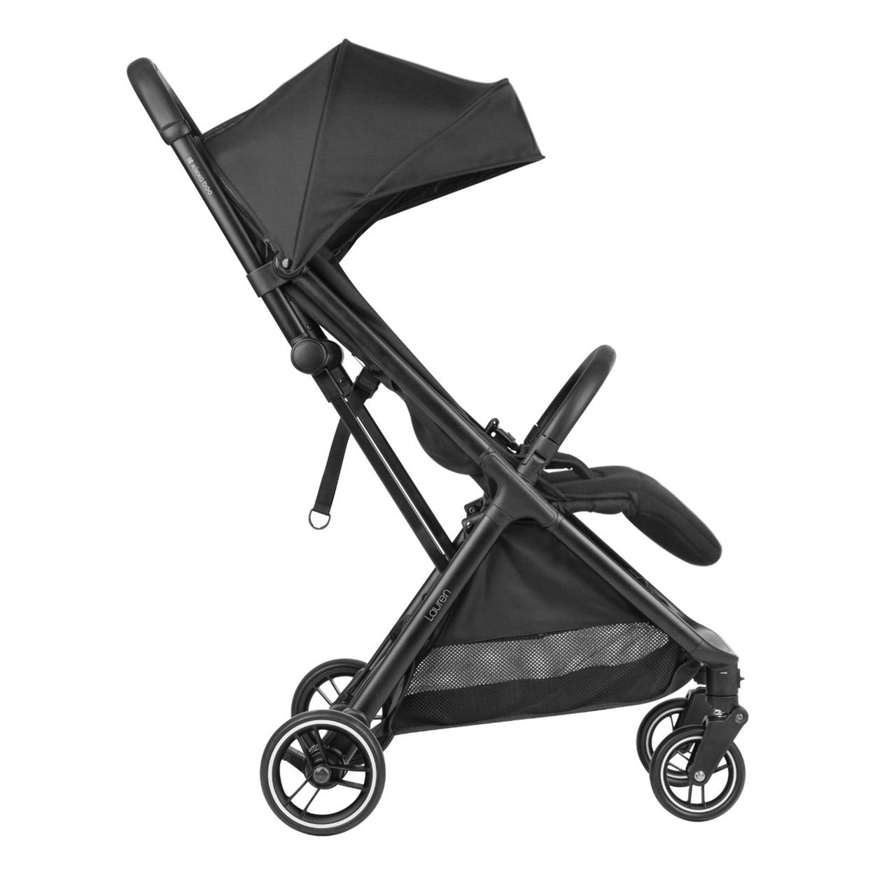 Ein schwarzer Kinderwagen mit vier Rädern wird im Profil gezeigt. Er hat ein Verdeck und einen Sitz. Das Wort 'Lauren' steht darauf.