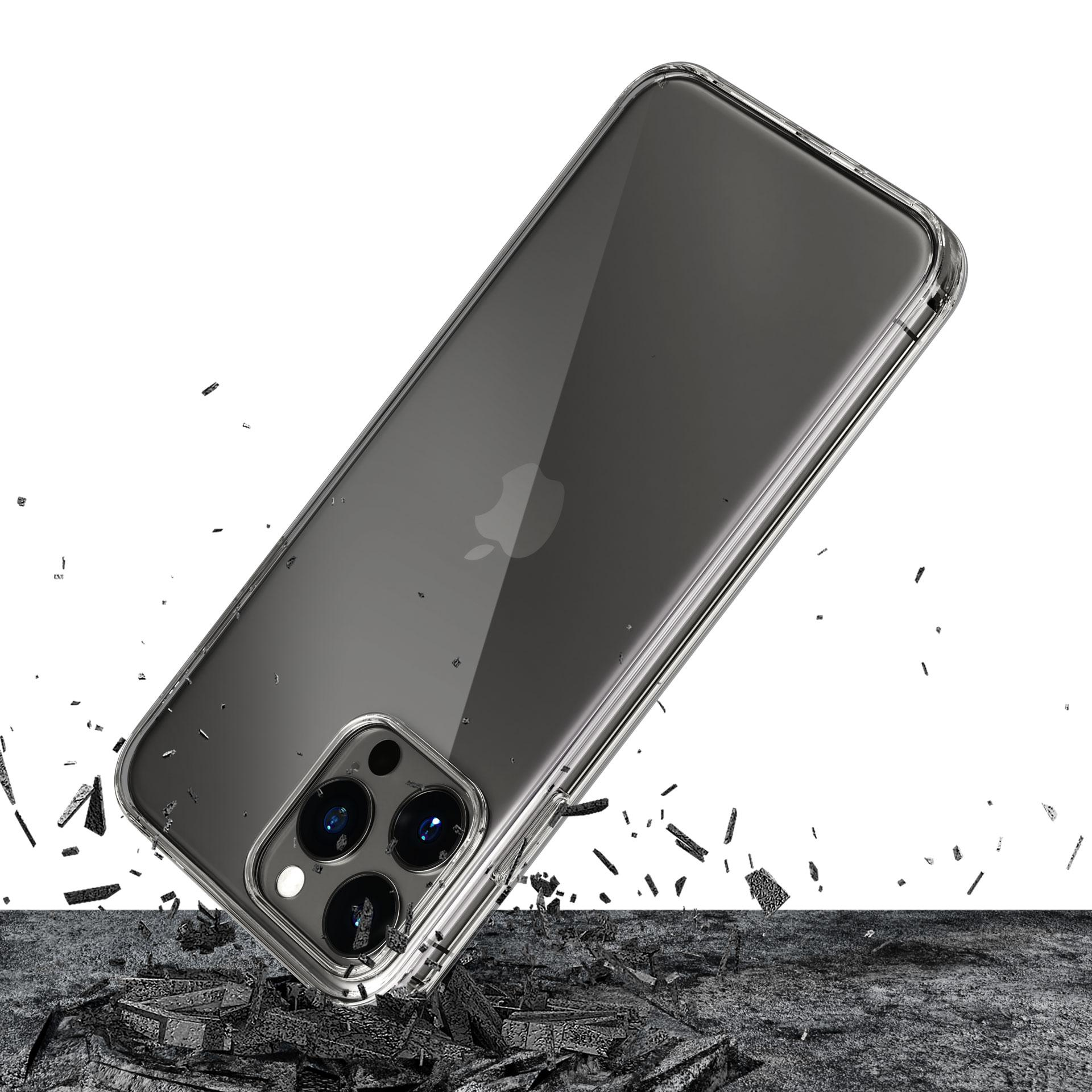 Custodia trasparente con telefono, lenti della fotocamera visibili. Detriti simulano impatto su superficie grigia.