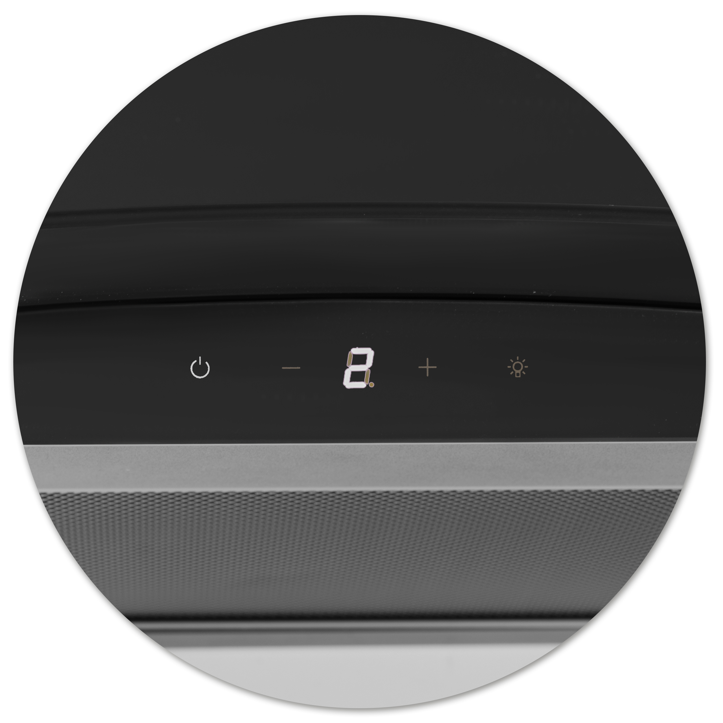 Zbliżenie panelu sterowania okapu z przyciskami i wyświetlaczem.