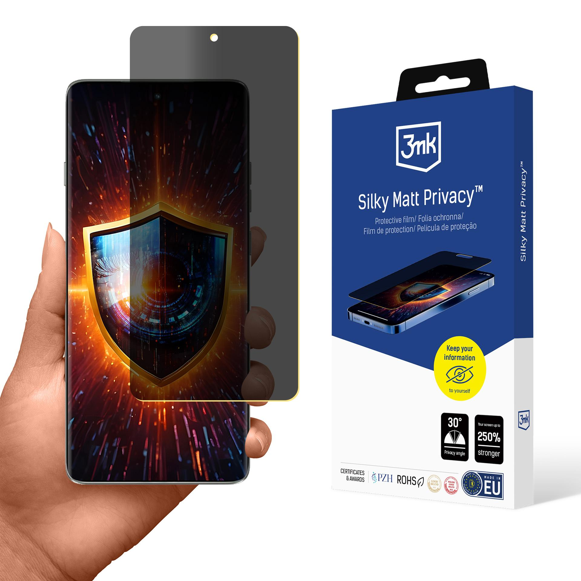 Ręka trzyma telefon z ochraniaczem ekranu. Po prawej stronie pudełko z nazwą produktu i cechami.
