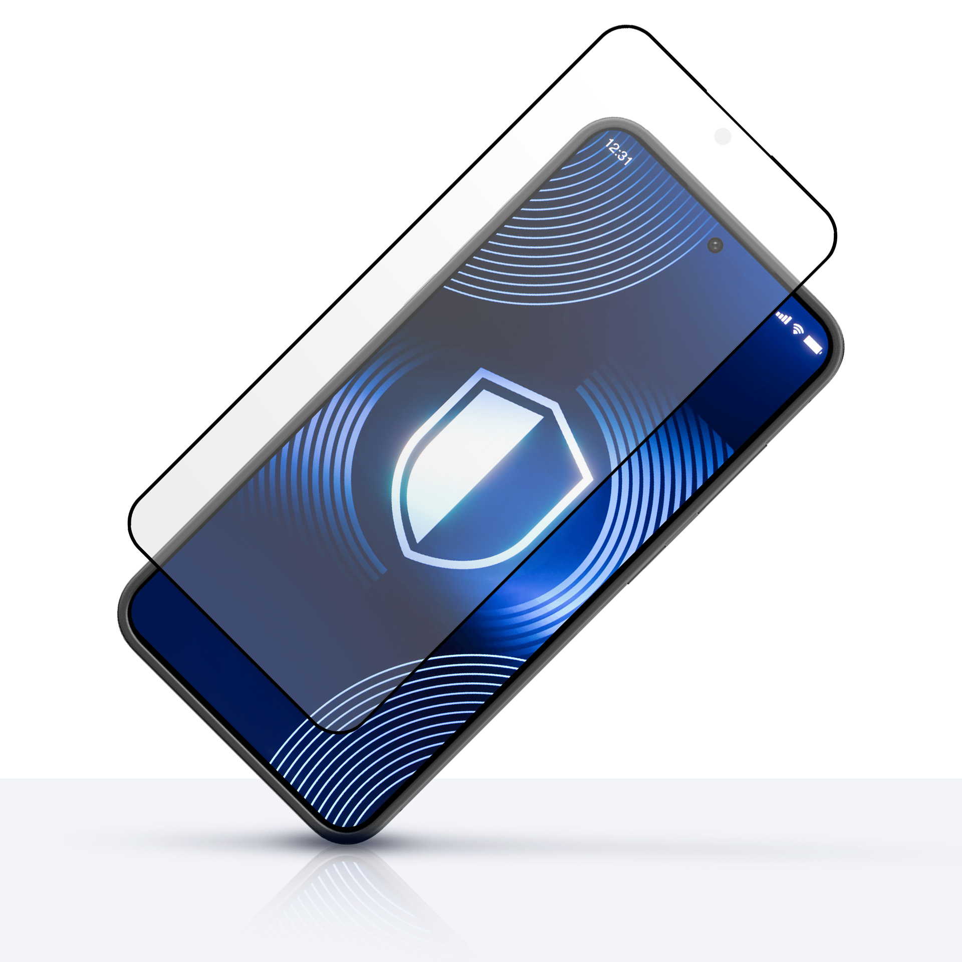 Smartphone con protezione schermo. Il telefono mostra un'icona a scudo. Sfondo bianco.