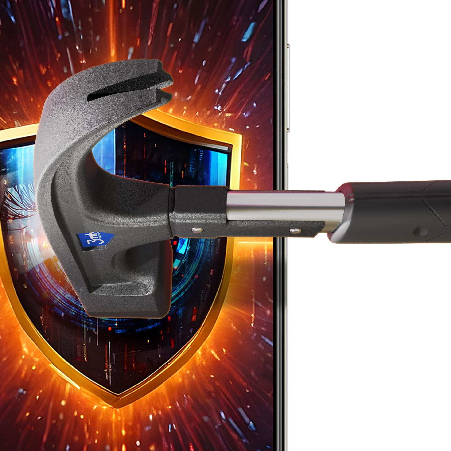 Młot rozbija ekran telefonu z tarczą. Tło przedstawia dane cyfrowe w pomarańczowych i niebieskich odcieniach.