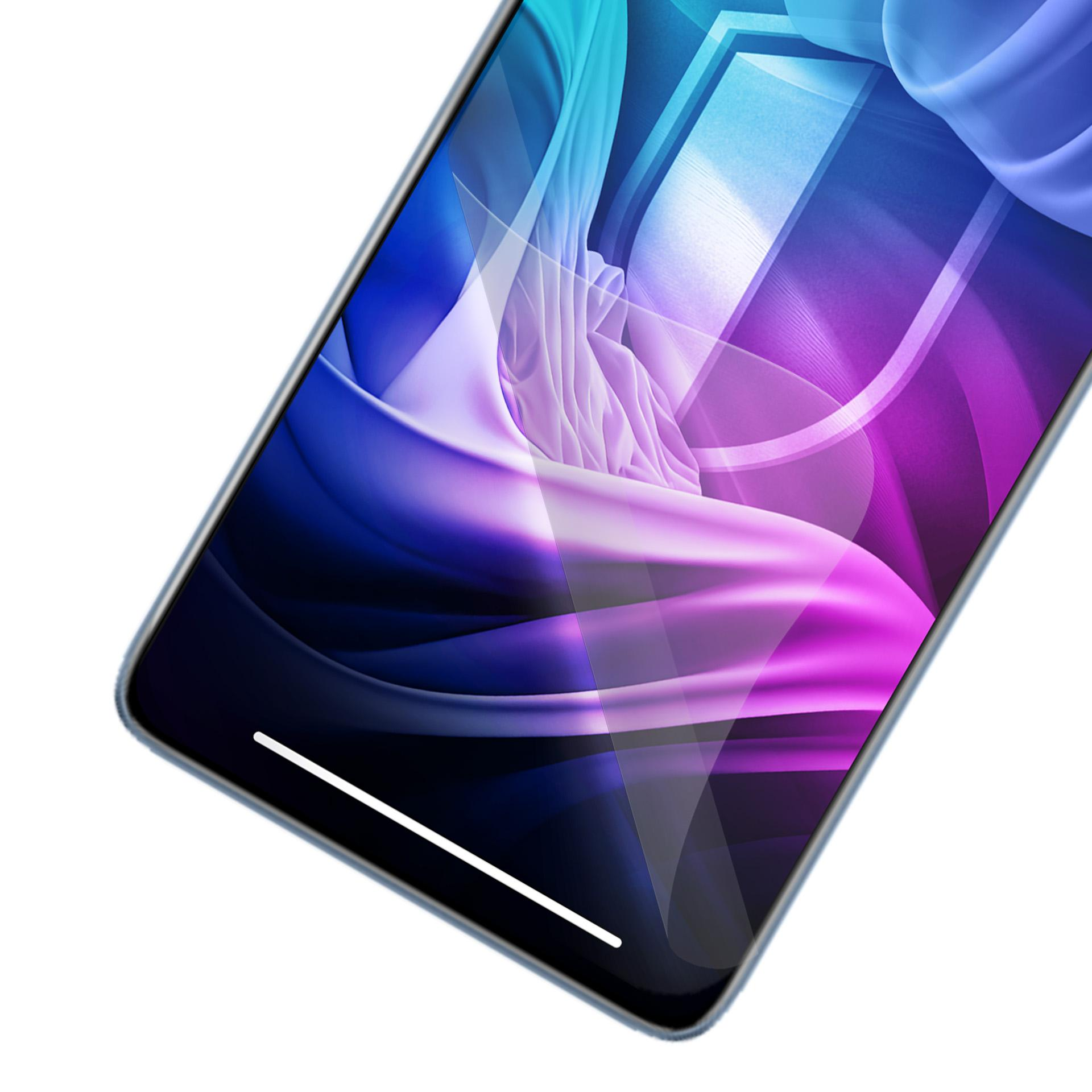 Uno smartphone inclinato diagonalmente. Lo schermo mostra un design astratto di forme fluide blu, viola e bianche.
