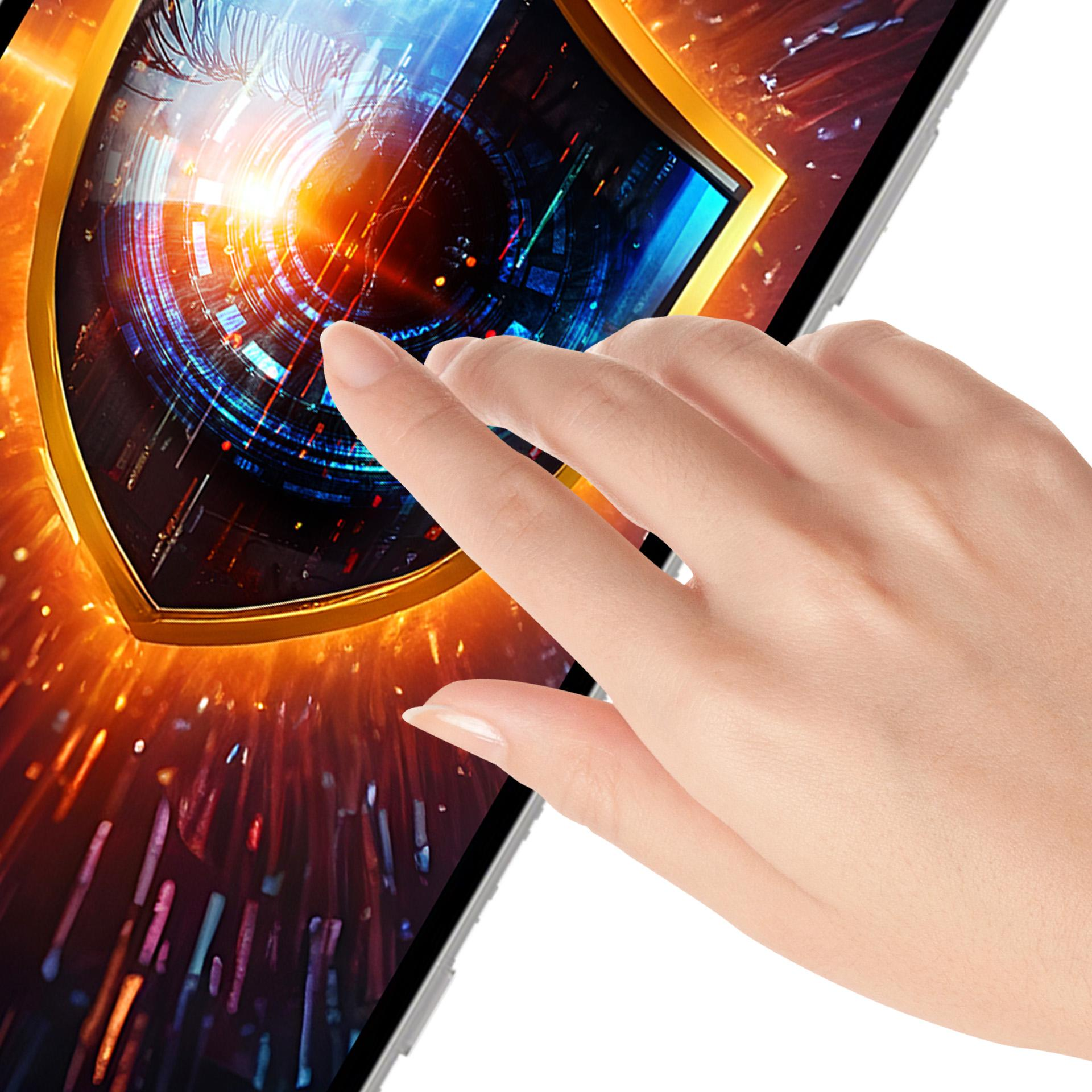 Ręka dotyka ekranu tabletu. Ekran pokazuje złotą tarczę z futurystycznym designem i jasnym światłem.