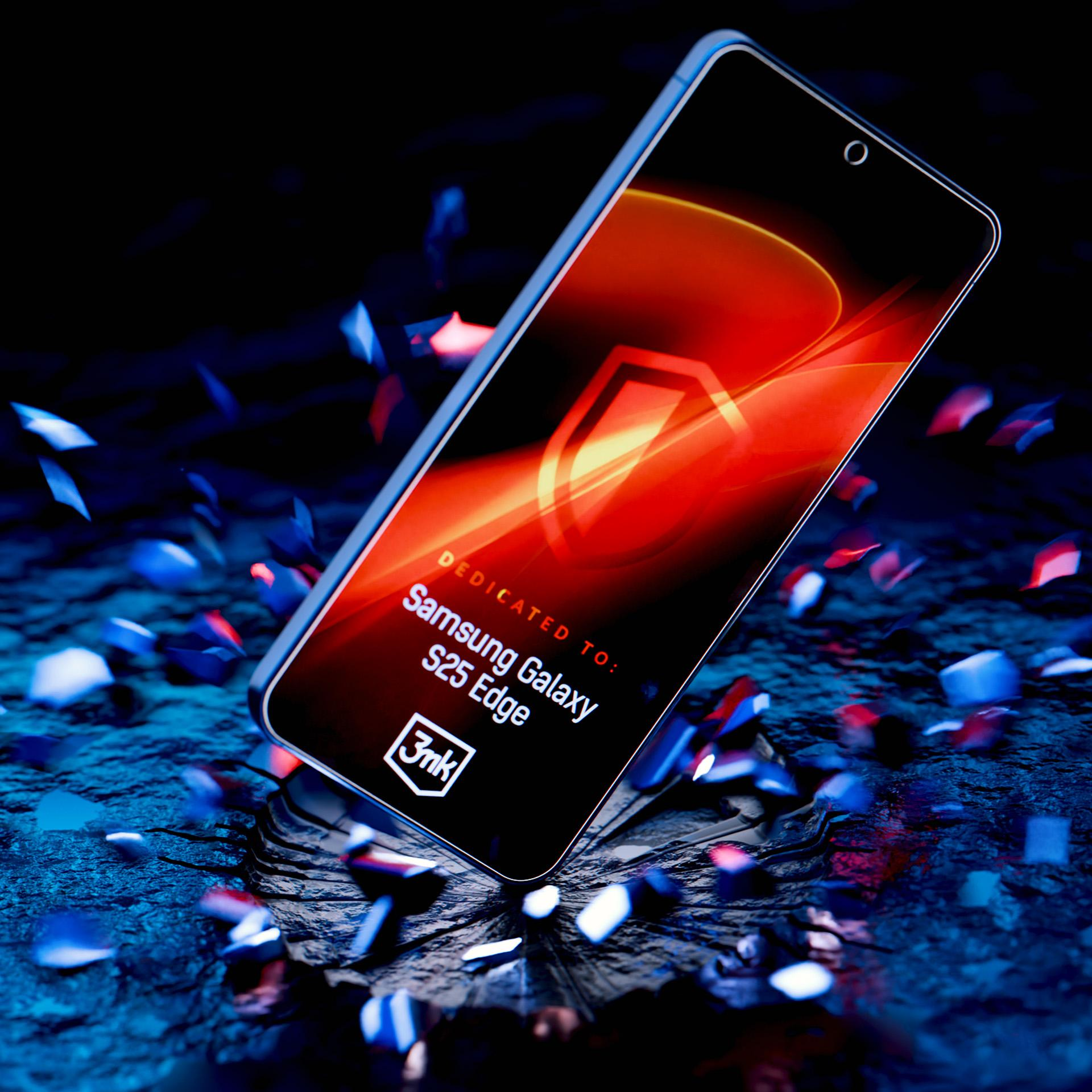 Smartphone con grafica a scudo rosso. Coriandoli blu e rossi cadono su una superficie strutturata. Dedicato a Samsung Galaxy S25 Edge.