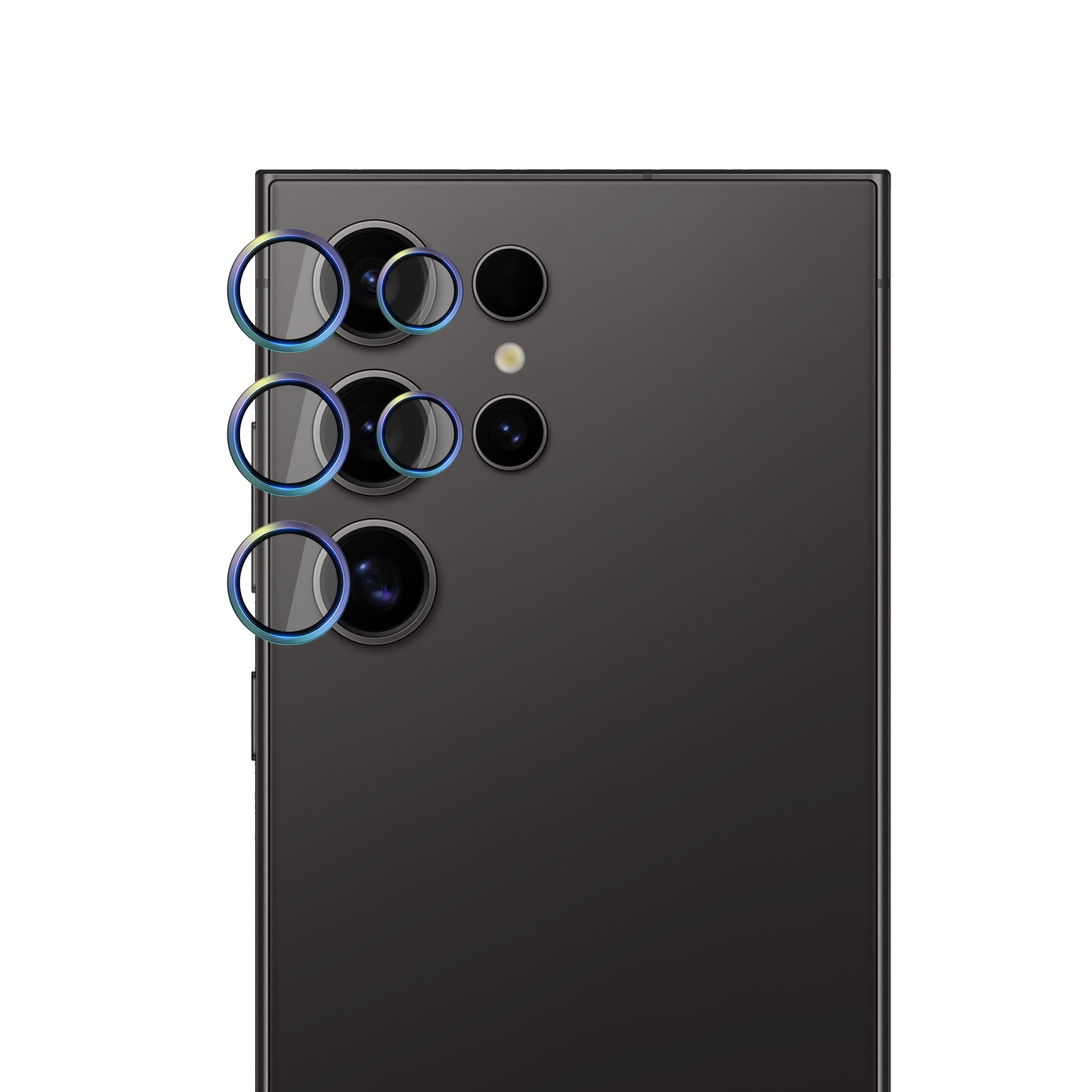 Primo piano del retro di uno smartphone nero con più obiettivi. Gli obiettivi hanno anelli iridescenti.