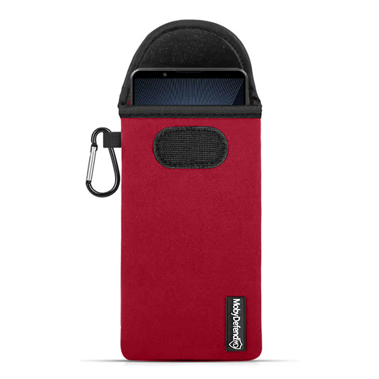 Un étui de téléphone rouge avec un dessus et une boucle noirs. Un téléphone noir est visible à l'intérieur. Il y a un mousqueton.