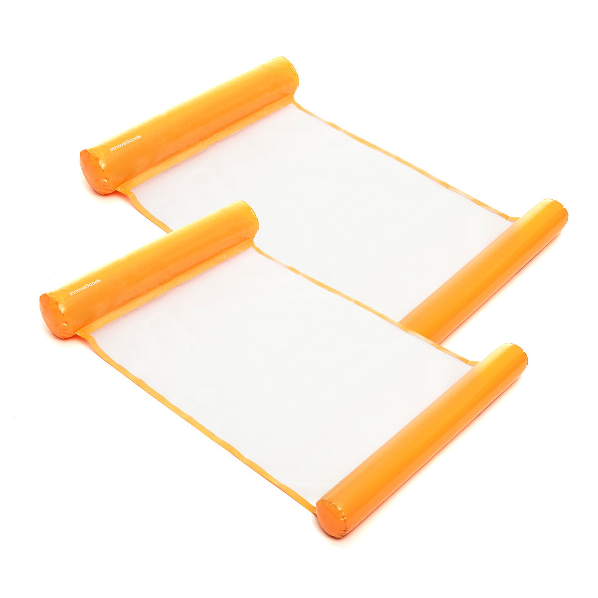 Dos flotadores inflables de piscina naranja y blanco sobre fondo blanco. Los flotadores son rectangulares con extremos naranjas.