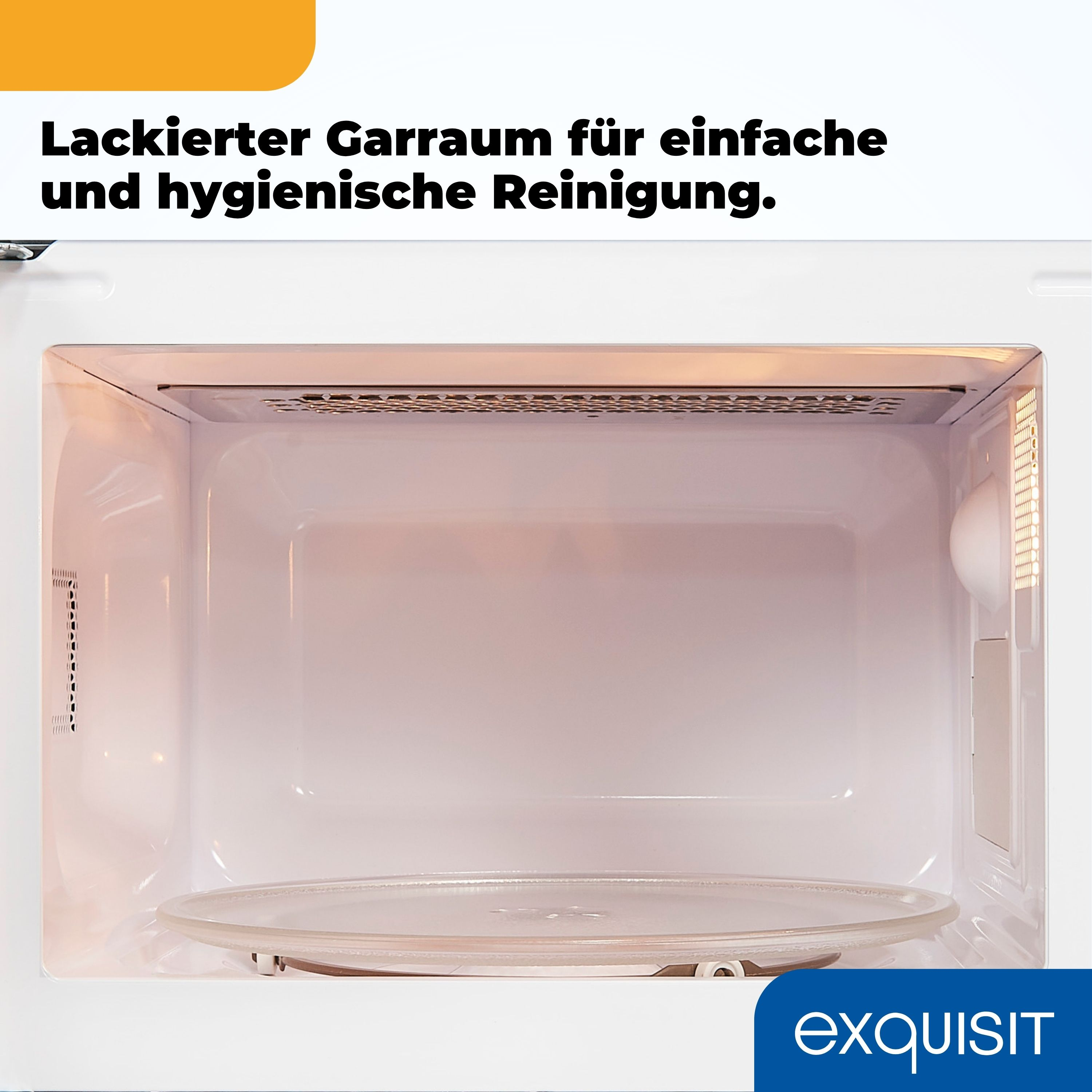 In einer Mikrowelle. Eine Glasplatte liegt am Boden. Der Innenraum ist weiß und beleuchtet.