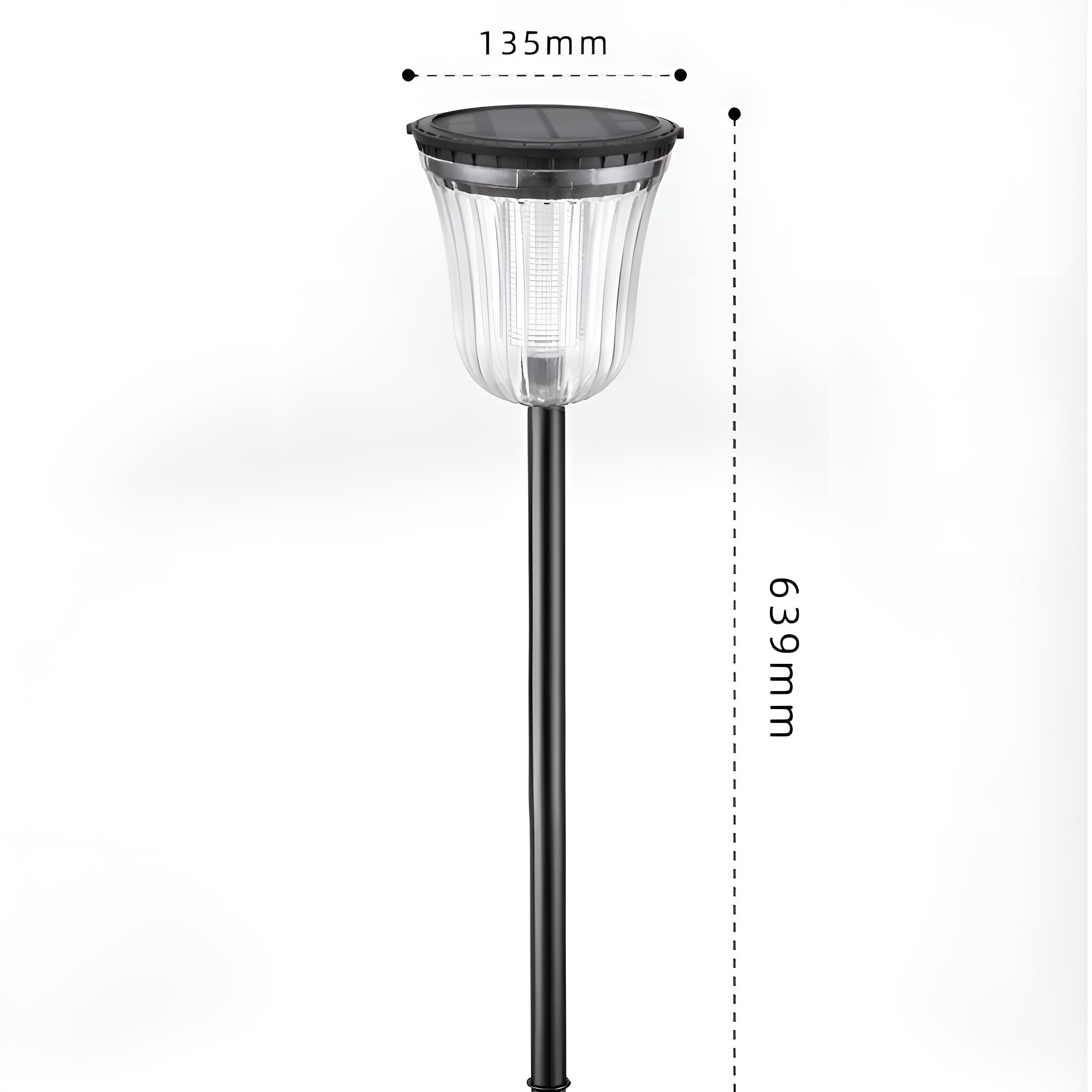 Solar-Gartenleuchte Maße: 639mm Höhe, 135mm Breite. Schwarzer Deckel und klarer Körper. Weißer Hintergrund.