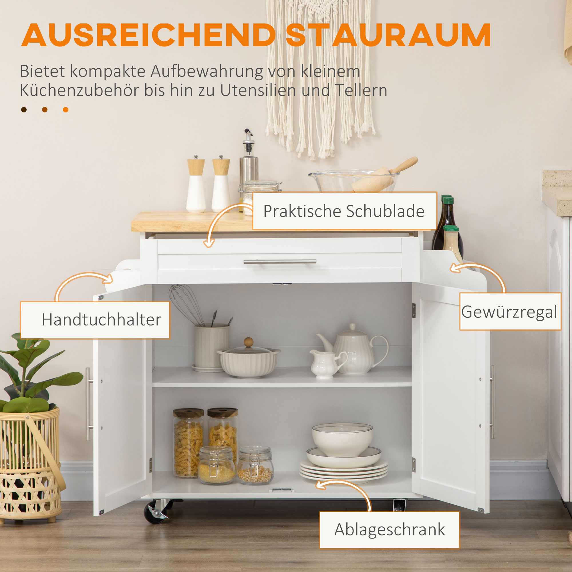 Eine weiße Kücheninsel mit Stauraum. Sie hat eine Holzplatte, eine Schublade und Schranktüren.