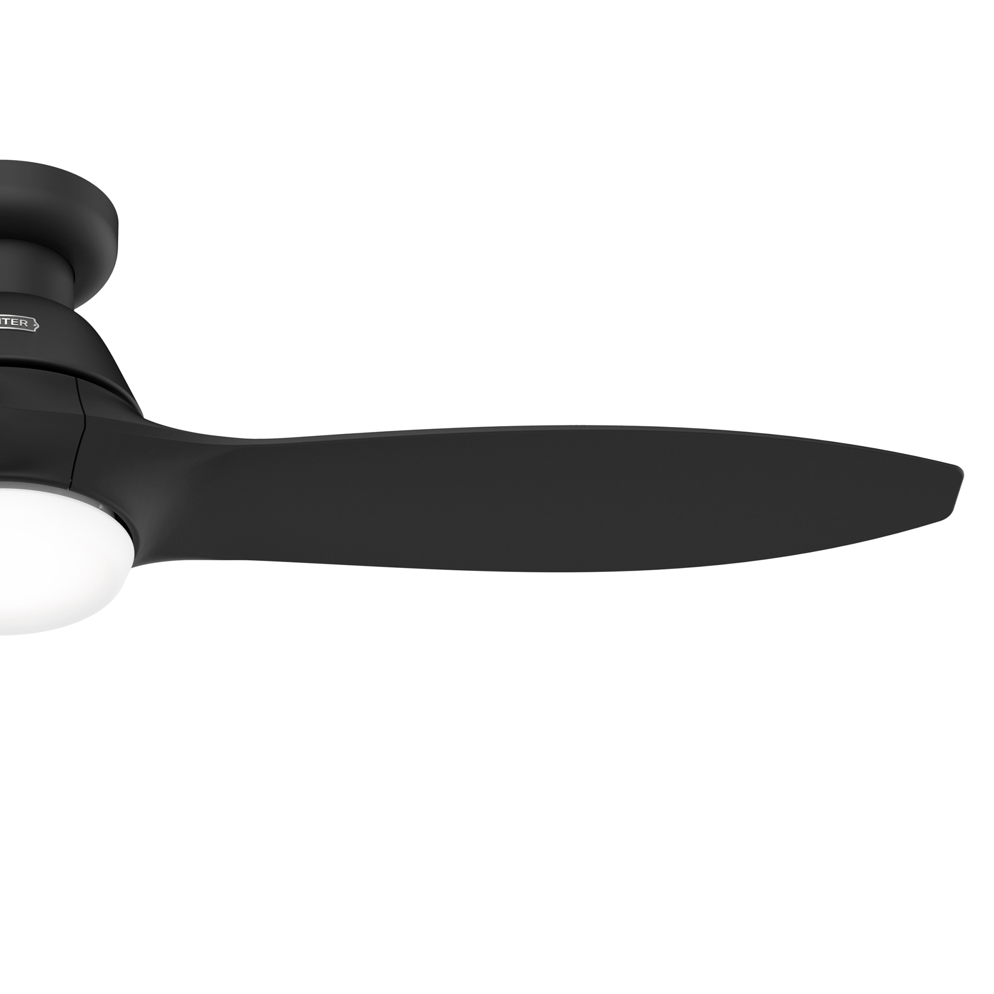Schwarzer Deckenventilator mit einem einzelnen gebogenen Flügel und einer weißen Leuchte.