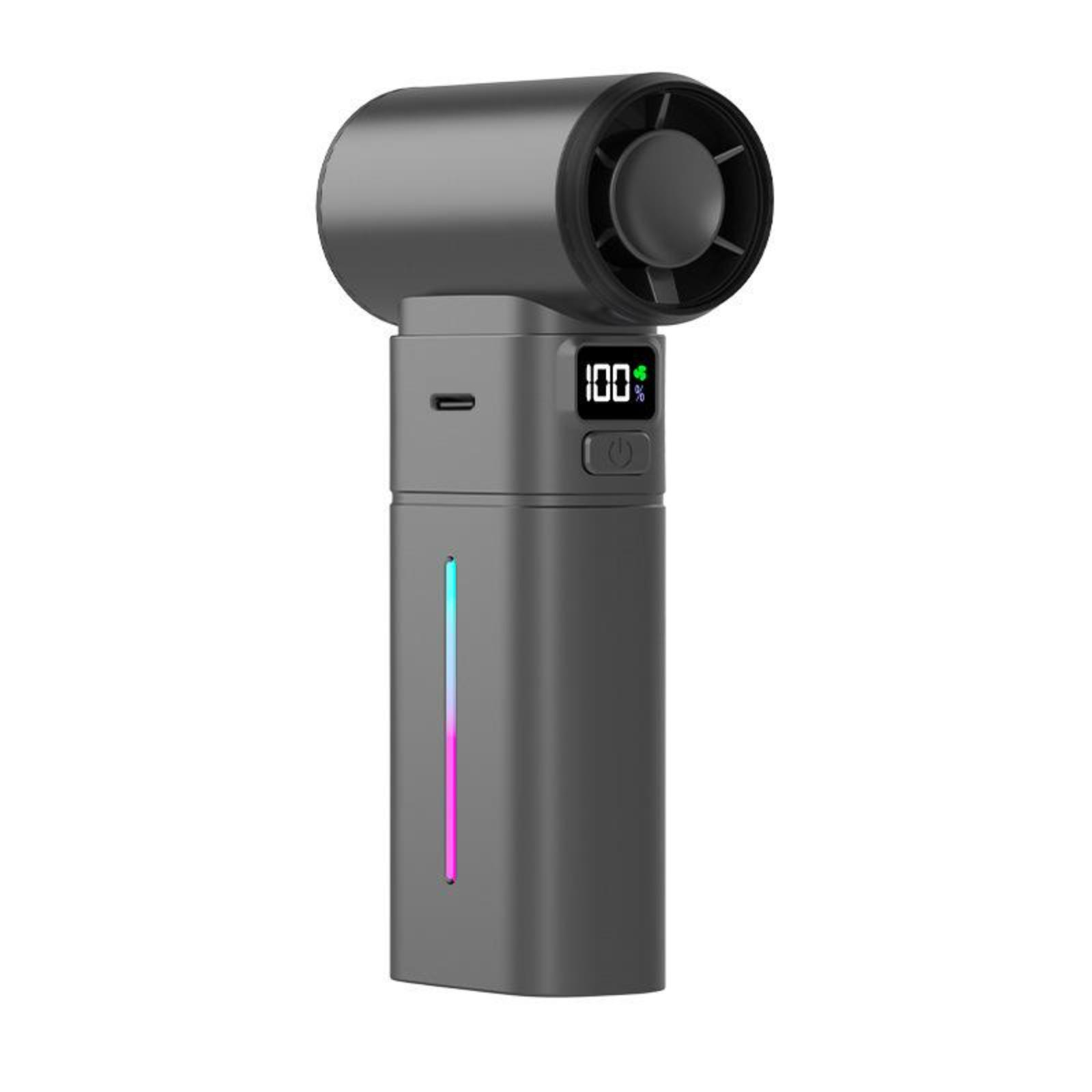 Ein dunkelgrauer Handventilator mit Digitalanzeige, die 100% anzeigt. Eine Farbleiste leuchtet auf.