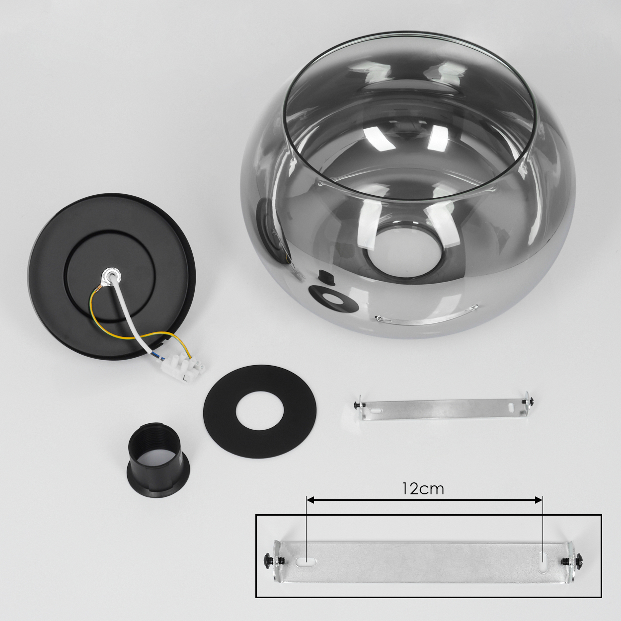 Explosionszeichnung einer Deckenlampe: Kugel, Sockel und Montagekomponenten, mit einer Messung von 12 cm.