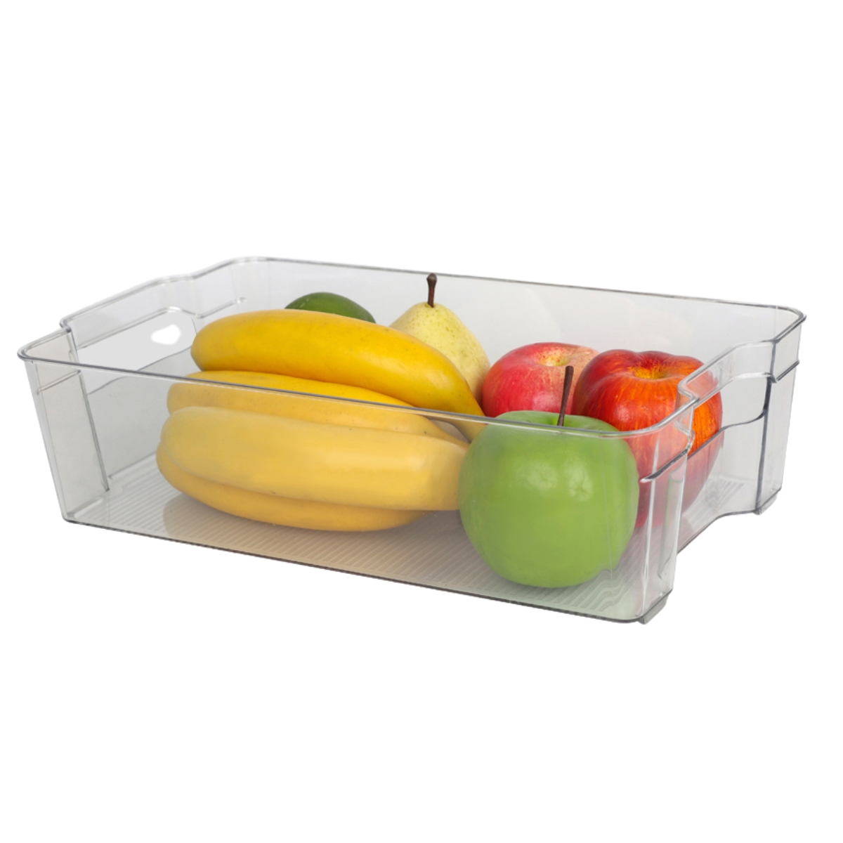 Un recipiente de plástico transparente con plátanos, manzanas y una pera. Fondo blanco.