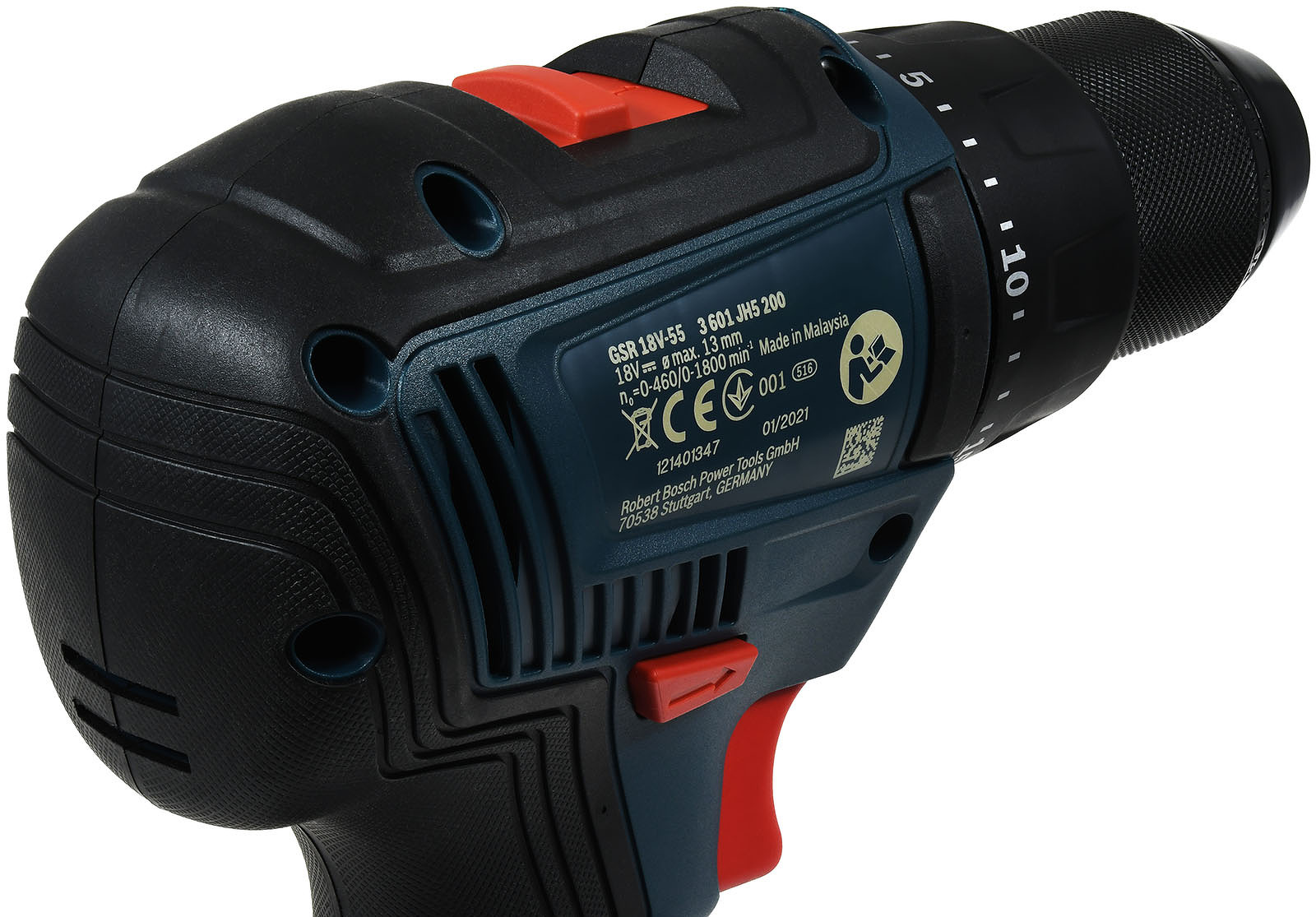 Primer plano de un taladro Bosch azul y negro con un botón rojo.