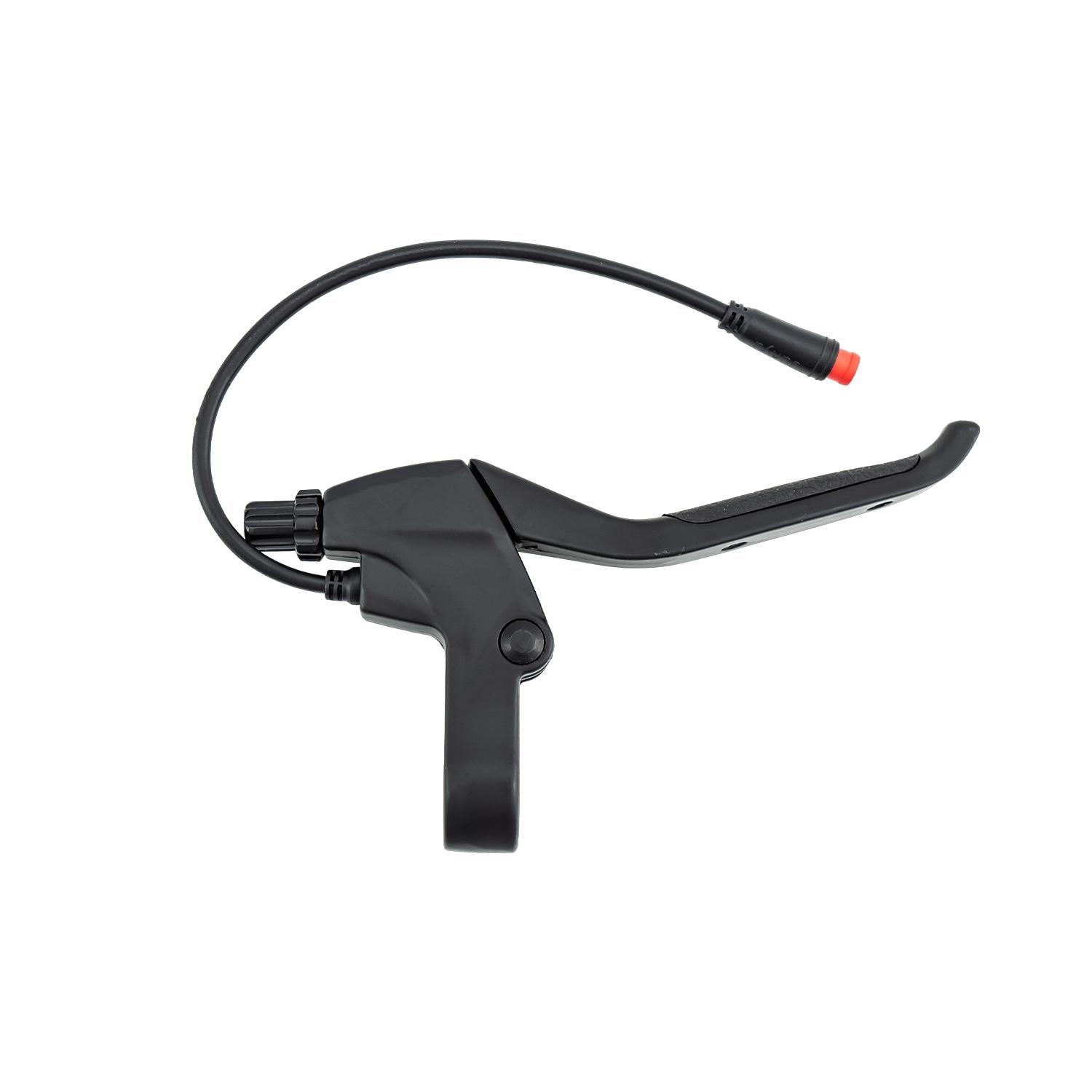 Maneta de freno negra con cable adjunto y conector rojo, fondo blanco.