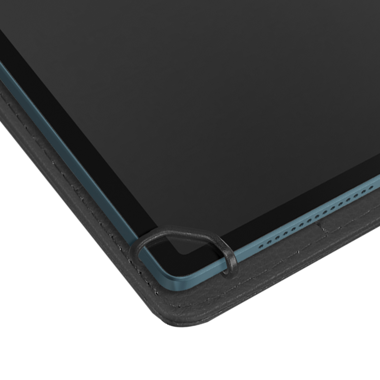 Primo piano di un tablet con schermo nero, tenuto in una custodia nera. La custodia ha un bordo blu.