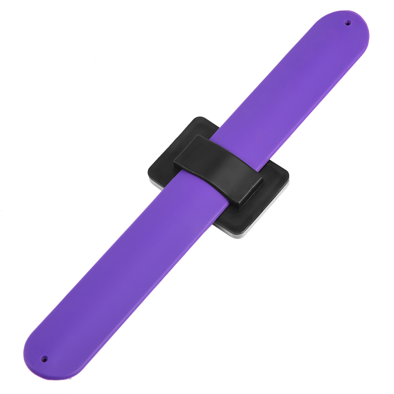 Lila Armband mit schwarzem quadratischem Verschluss.