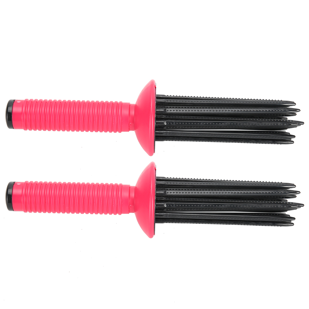 Zwei pink-schwarze Haarpflege-Werkzeuge mit Borsten.